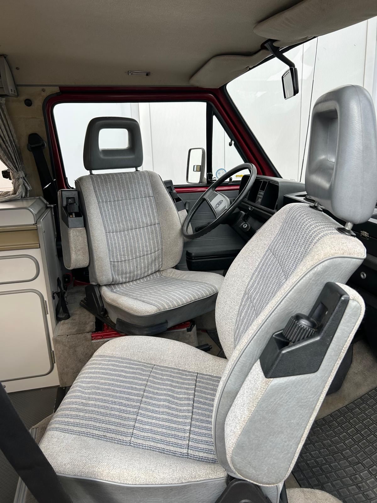 VW T3 WESTFALIA JOKER AUFSTELLDACH CAMPER 1,9 KAT. WBX 5G. MECH.-image-10