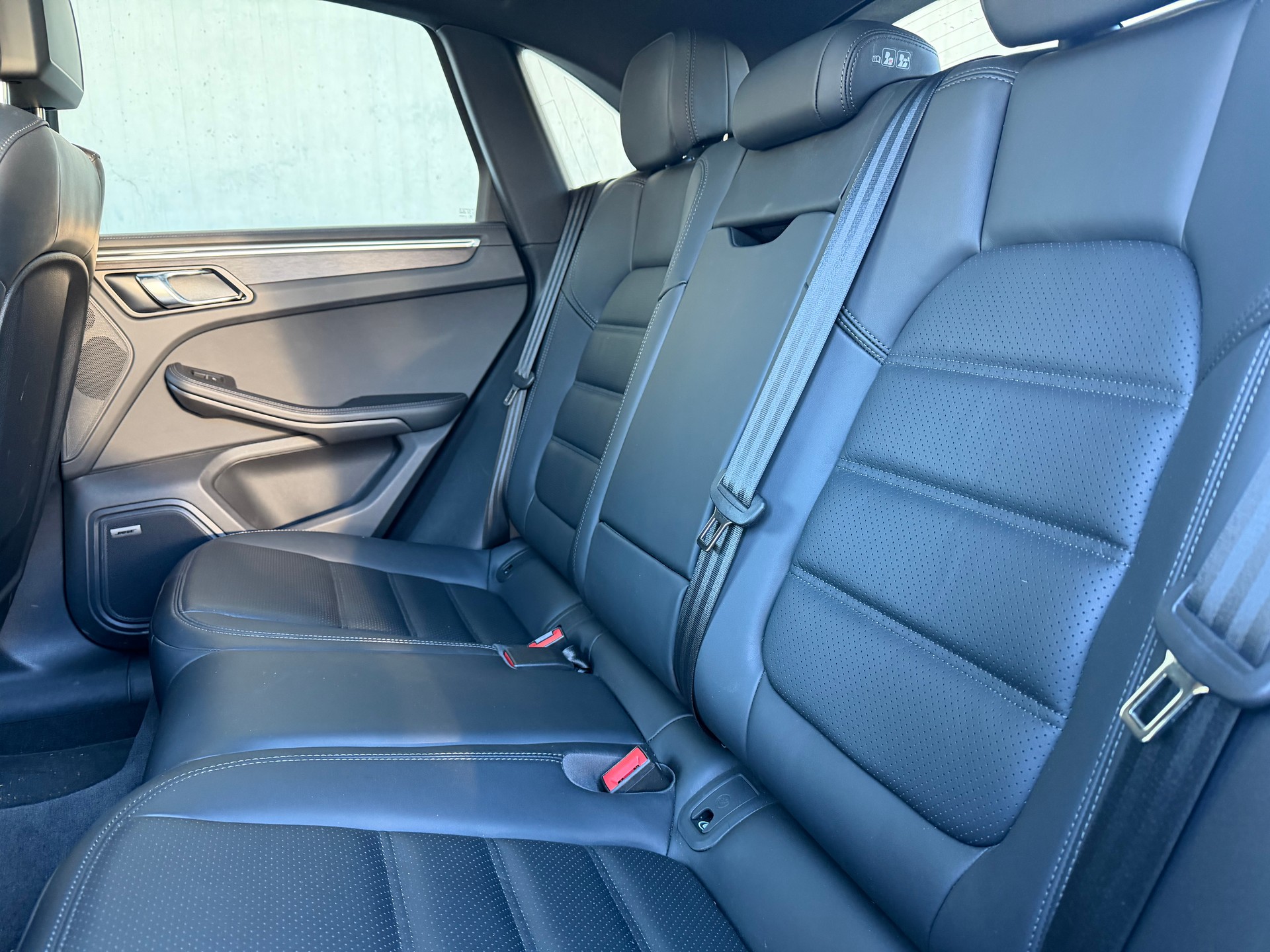 PORSCHE Macan GTS PDK-image-24