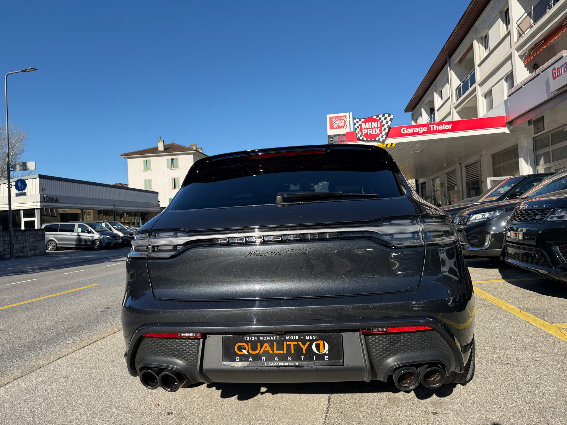 PORSCHE Macan GTS PDK-showroom-element-3
