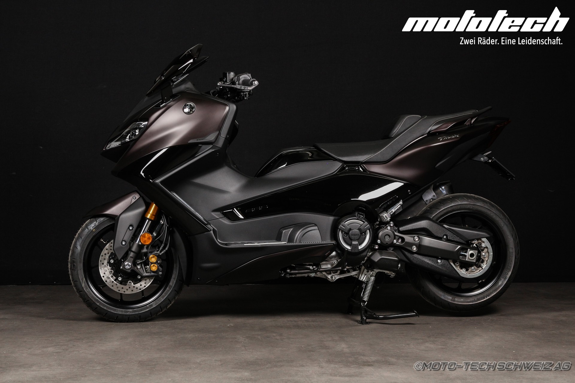 YAMAHA T-MAX Tech-Max 560-image-3