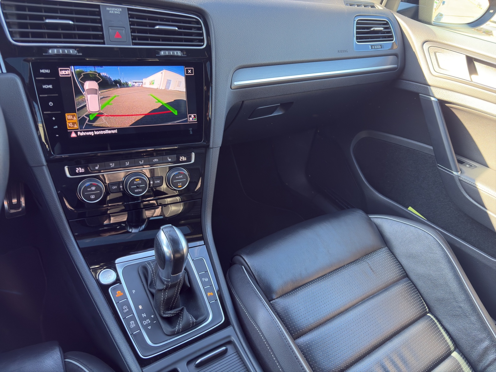 VW Golf VII 2.0 TDI GTD DSG-image-8