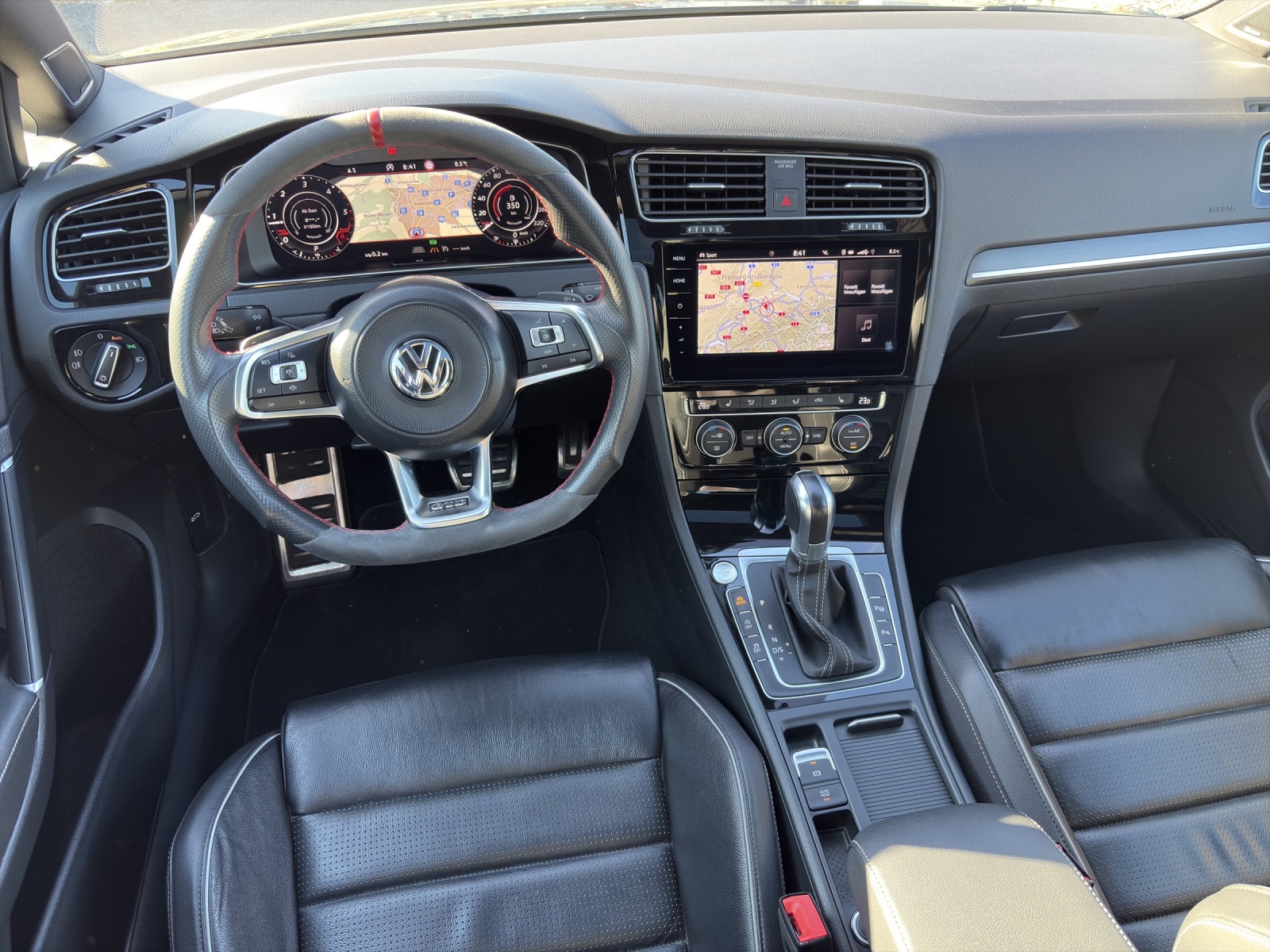 VW Golf VII 2.0 TDI GTD DSG-image-7