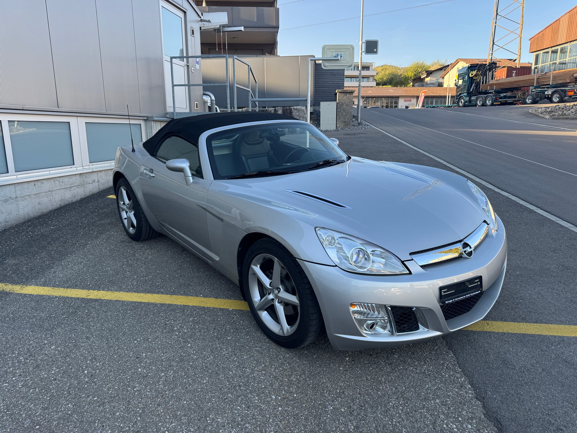OPEL GT 2.0 Turbo-image-3