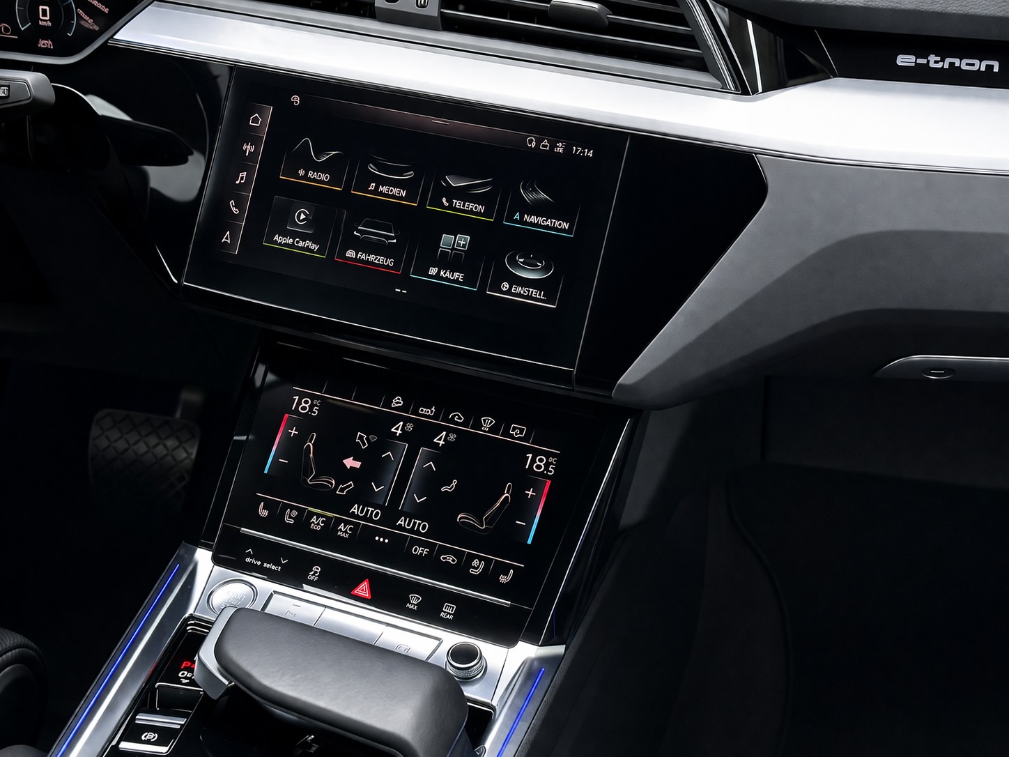 AUDI e-tron 55 Sportback S Line quattro-image-17