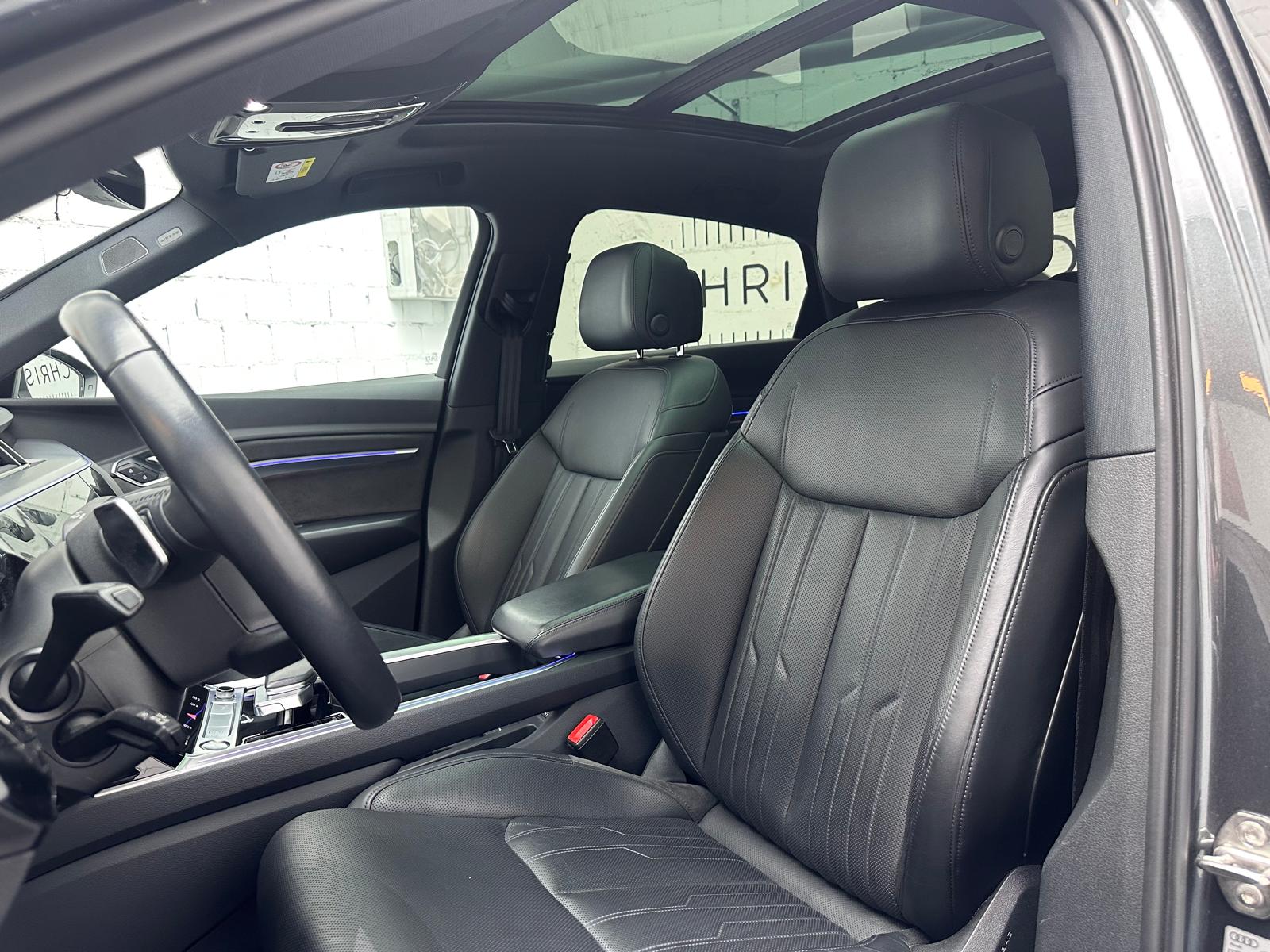 AUDI e-tron 55 Sportback S Line quattro-image-6