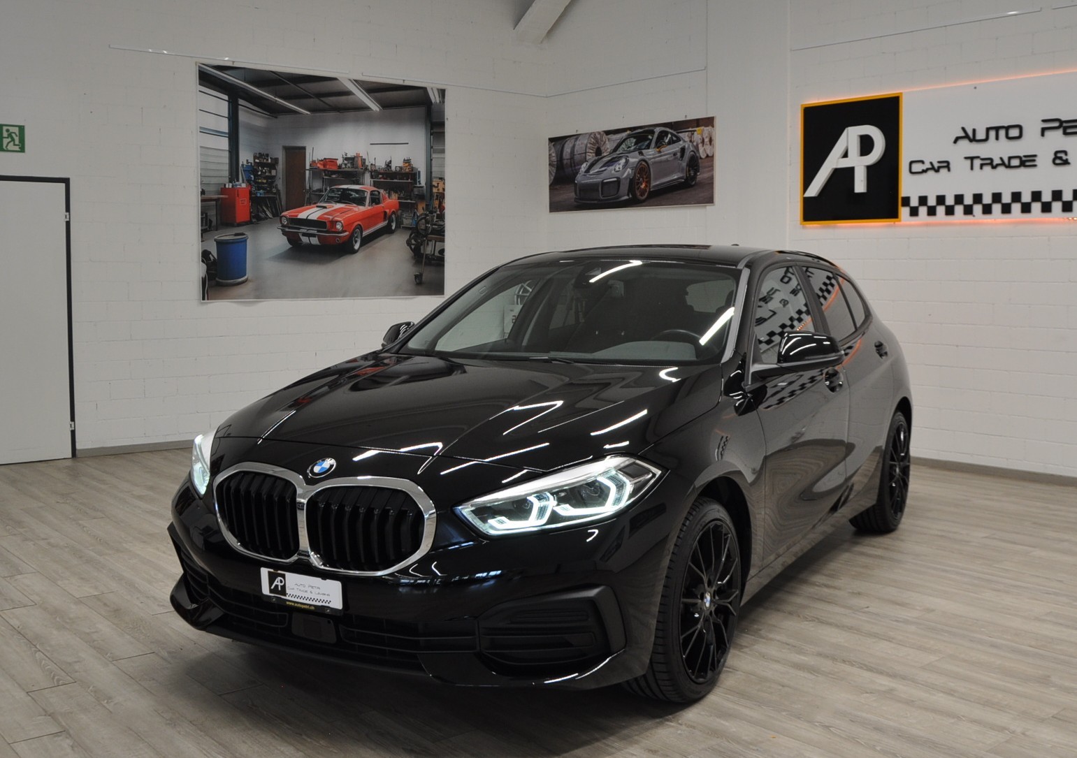 BMW 118i Fleet Edition Steptronic-image-8