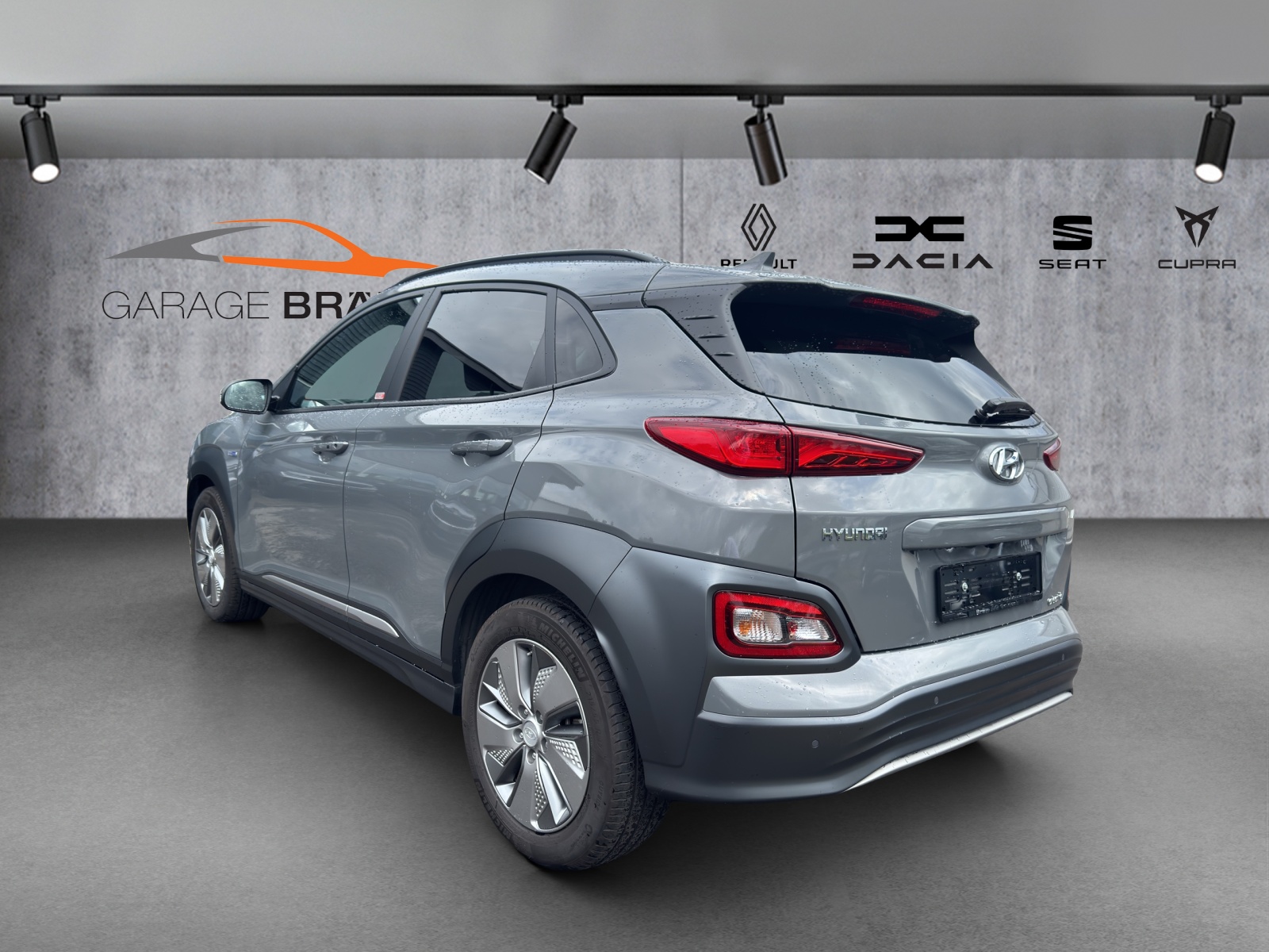 HYUNDAI Kona EV Vertex-showroom-element-3