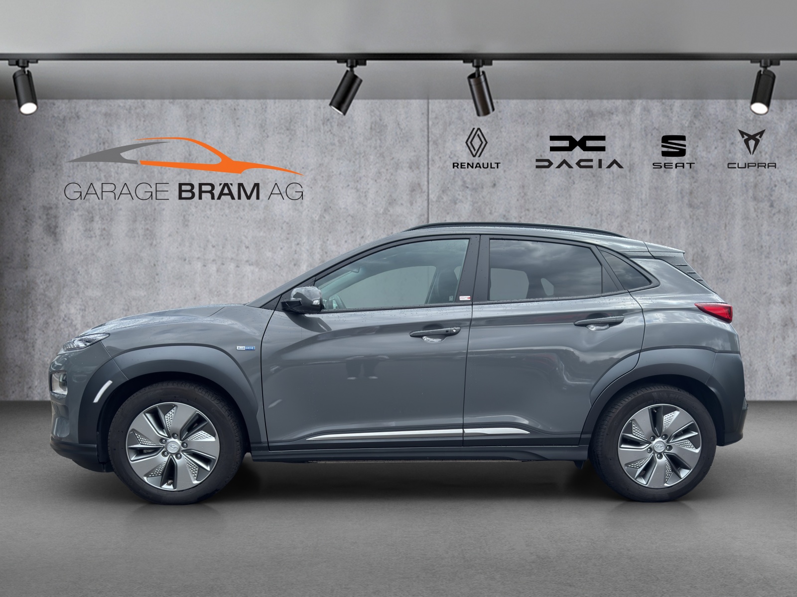 HYUNDAI Kona EV Vertex-showroom-element-2