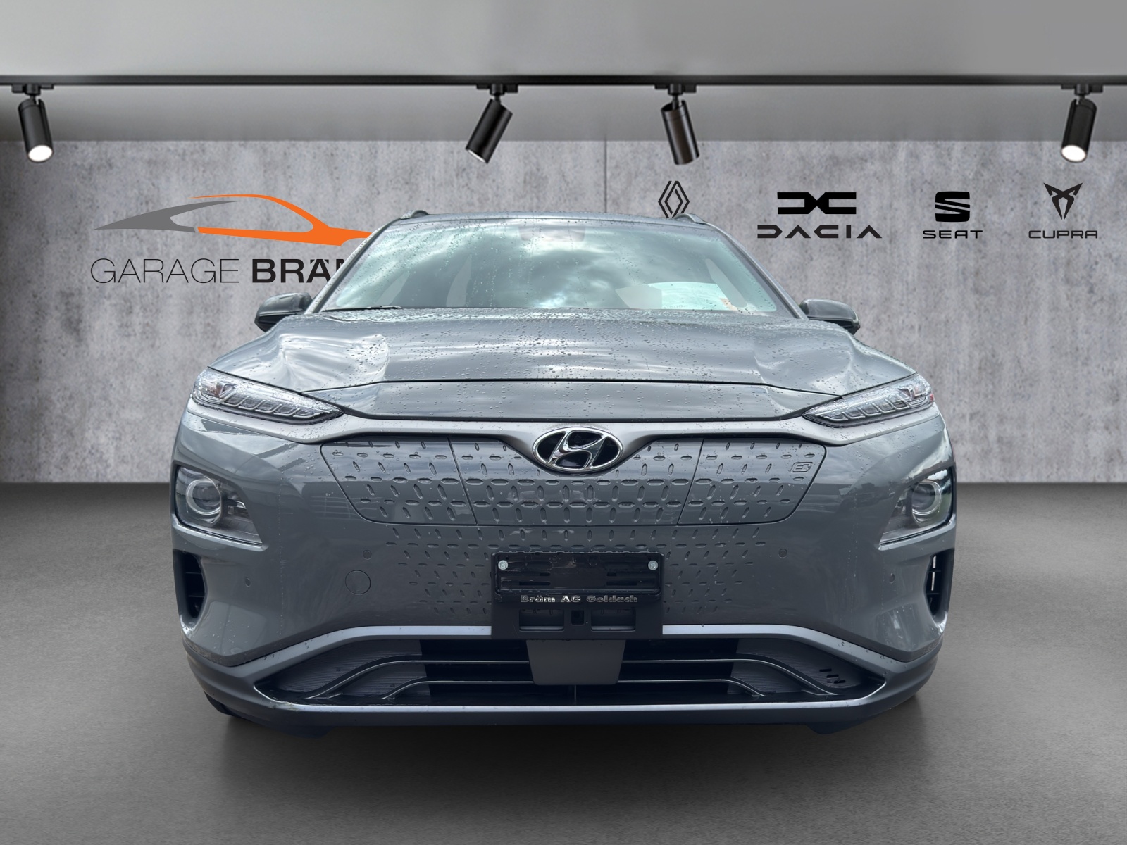HYUNDAI Kona EV Vertex-showroom-element-1