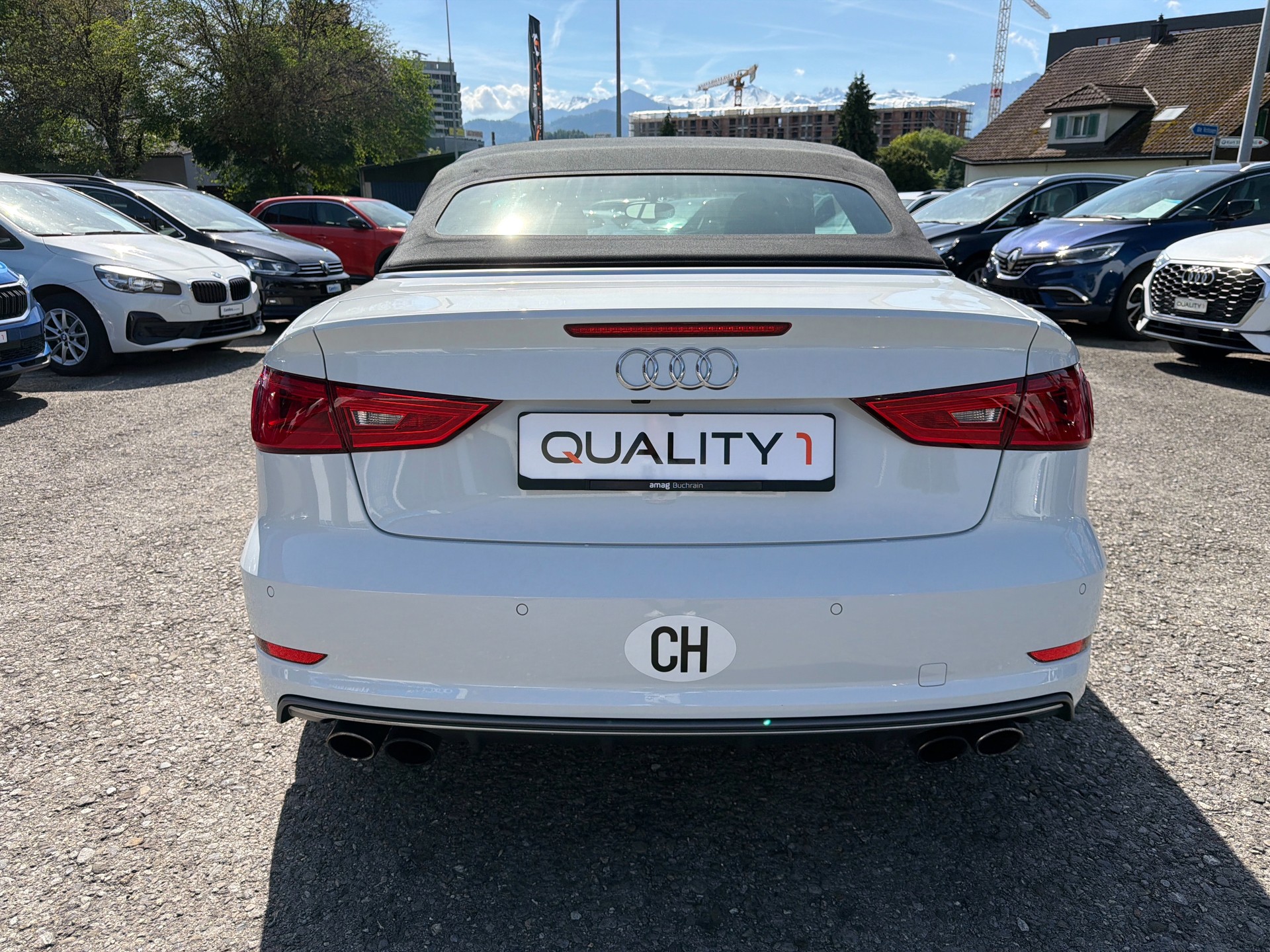 AUDI S3 Cabrio 2.0 TFSI quattro S-tronic-image-12