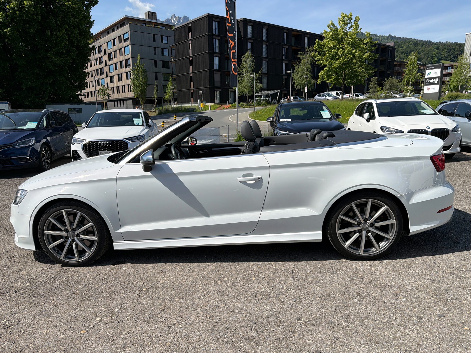 AUDI S3 Cabrio 2.0 TFSI quattro S-tronic-showroom-element-2