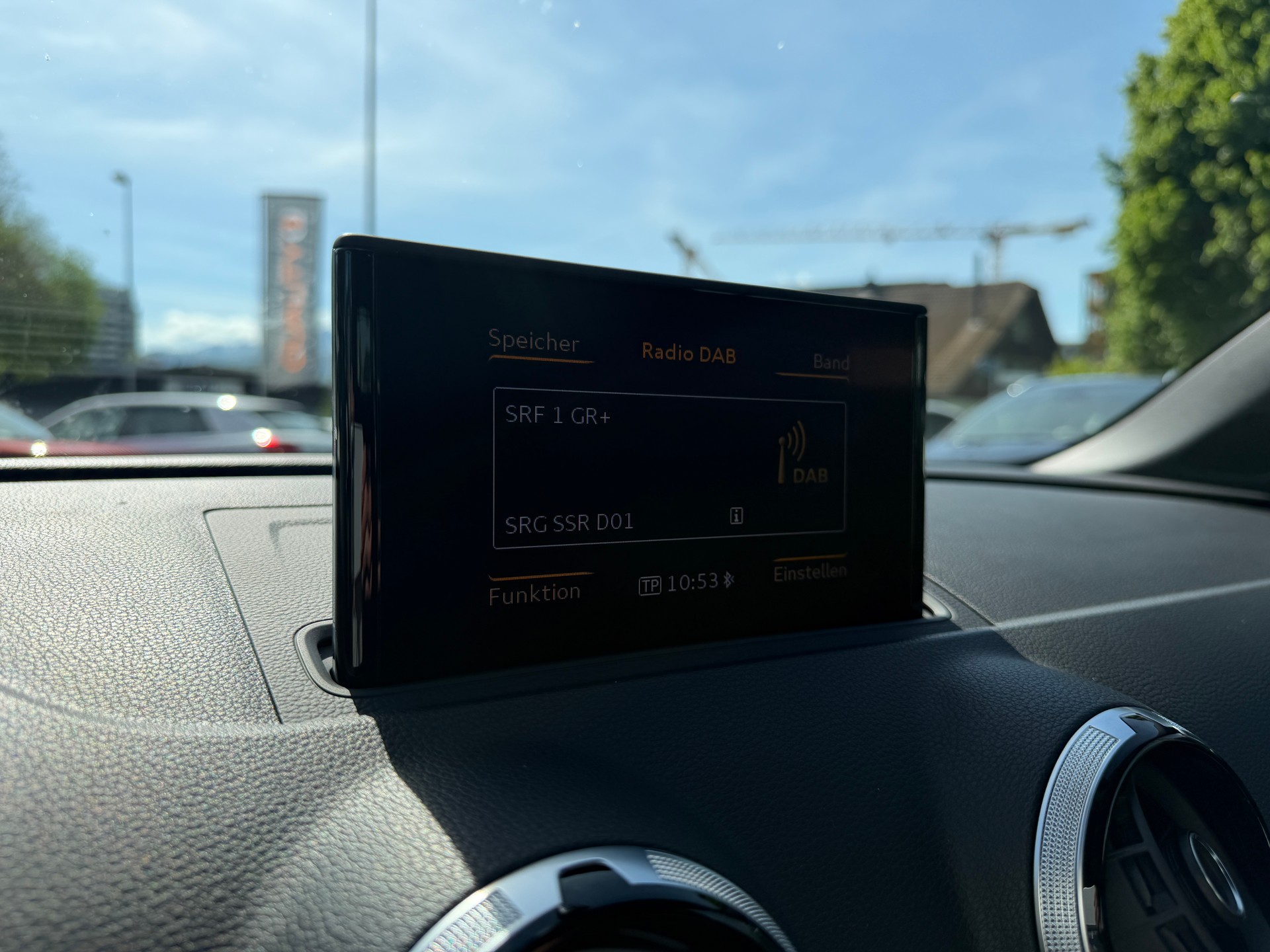 AUDI S3 Cabrio 2.0 TFSI quattro S-tronic-image-21