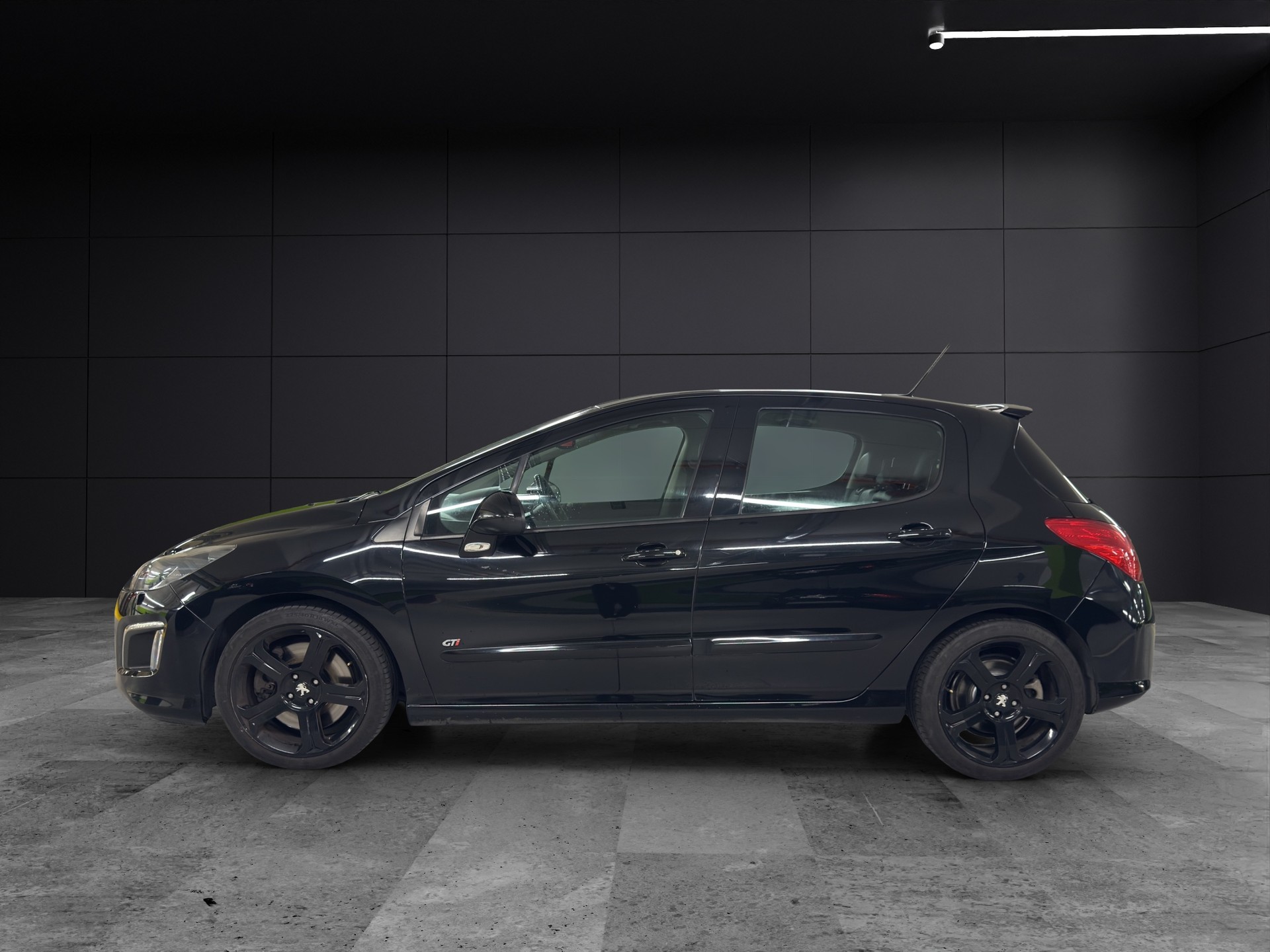 PEUGEOT 308 1.6 16V T GTi-image-6