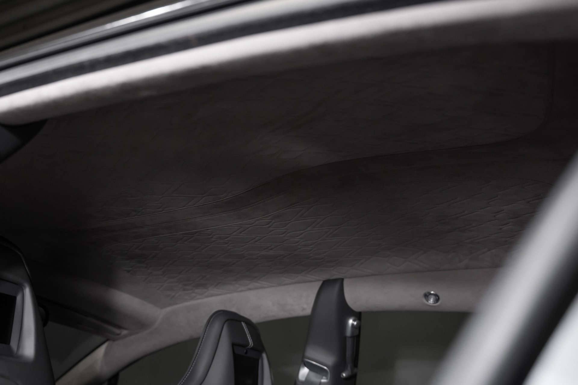 ASTON MARTIN Rapide 6.0 S V12-image-21