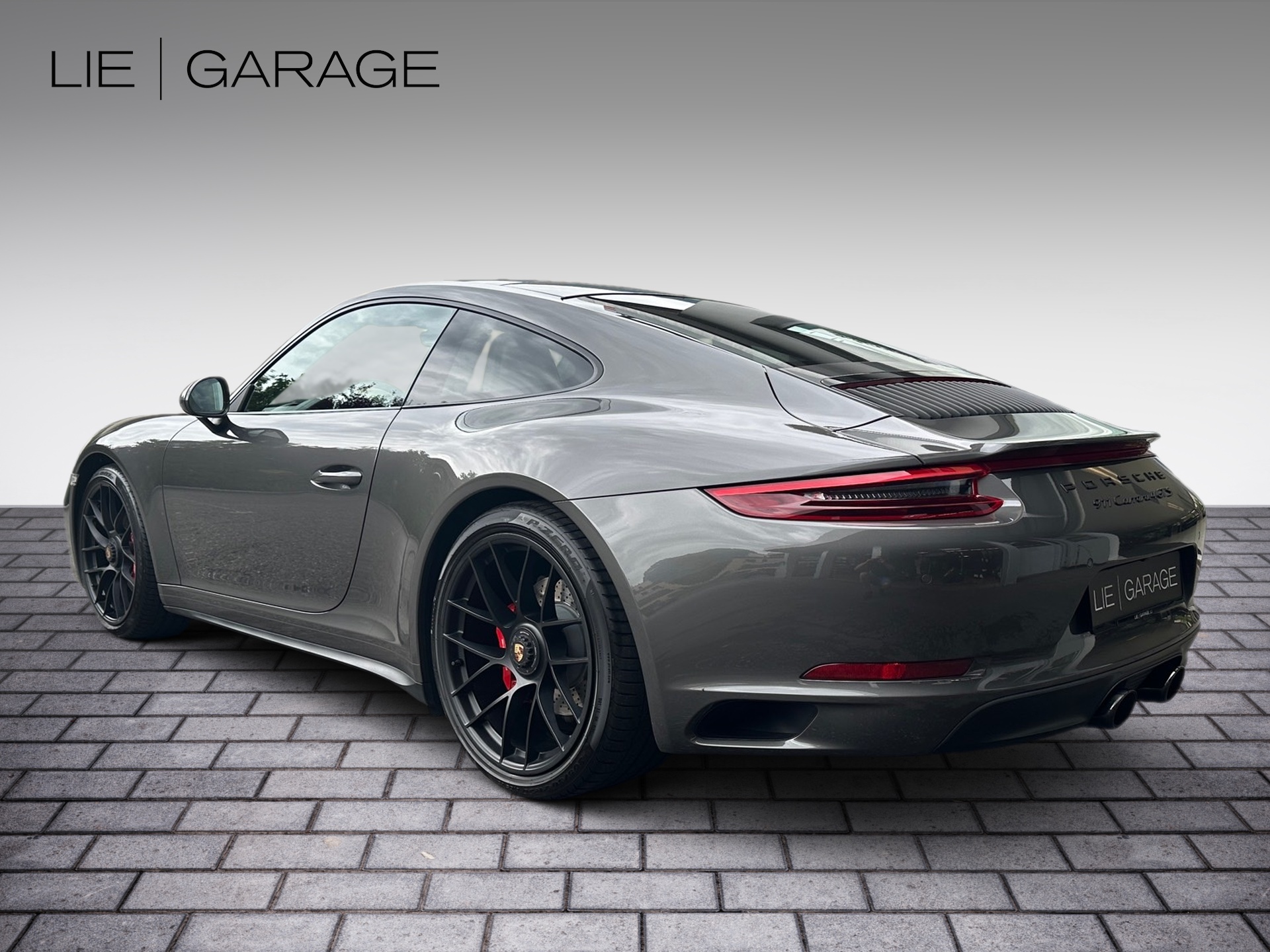 PORSCHE 911 Carrera 4 GTS PDK-showroom-element-3