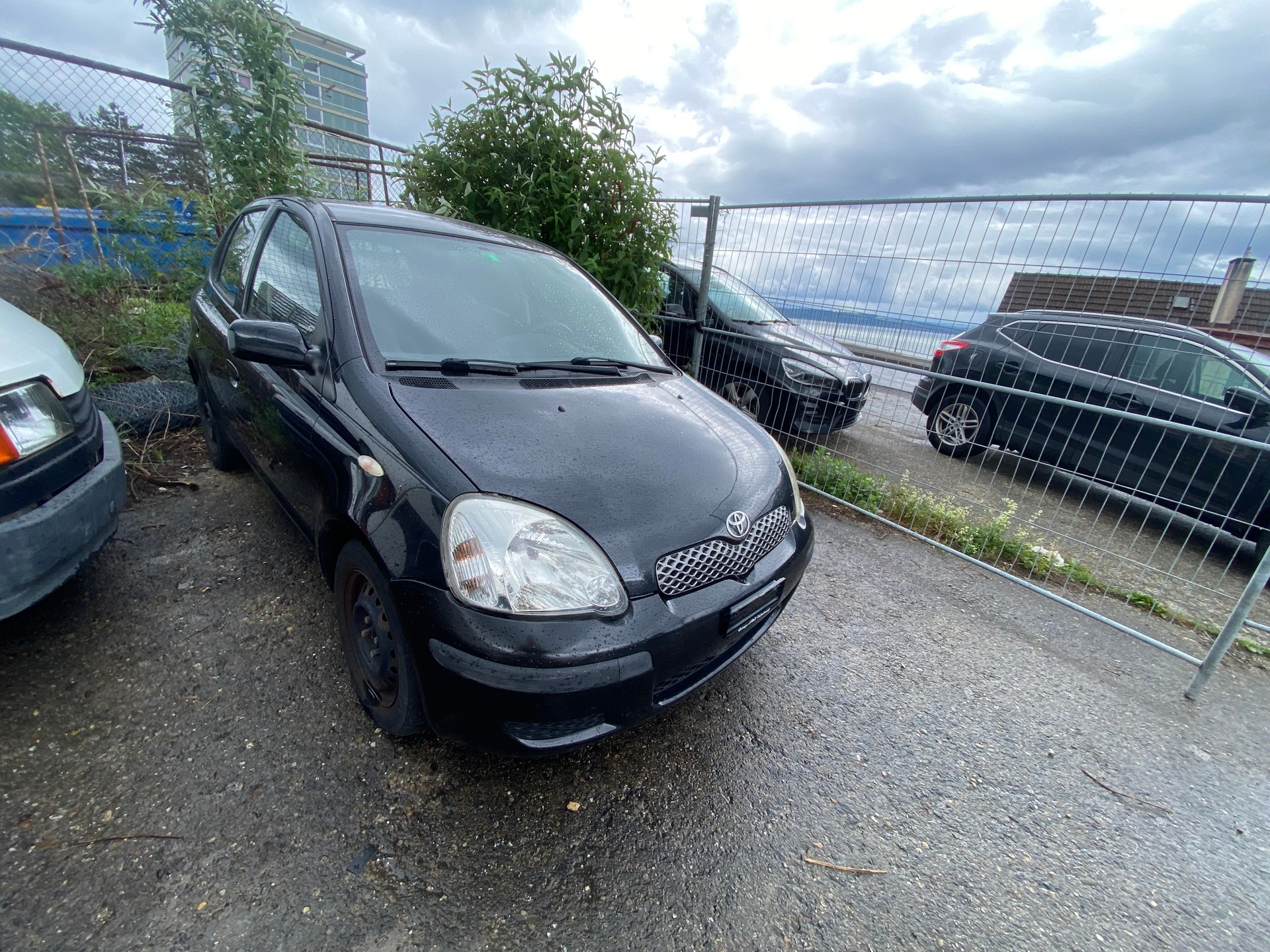 TOYOTA Yaris 1.3 Linea Sol-image-2