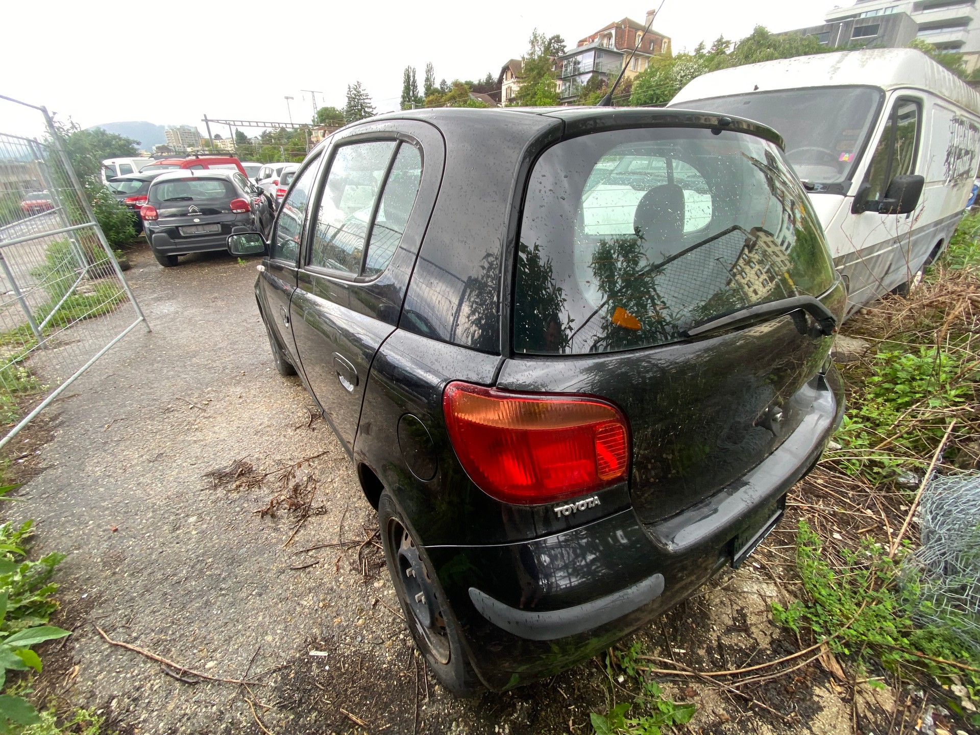 TOYOTA Yaris 1.3 Linea Sol-image-1