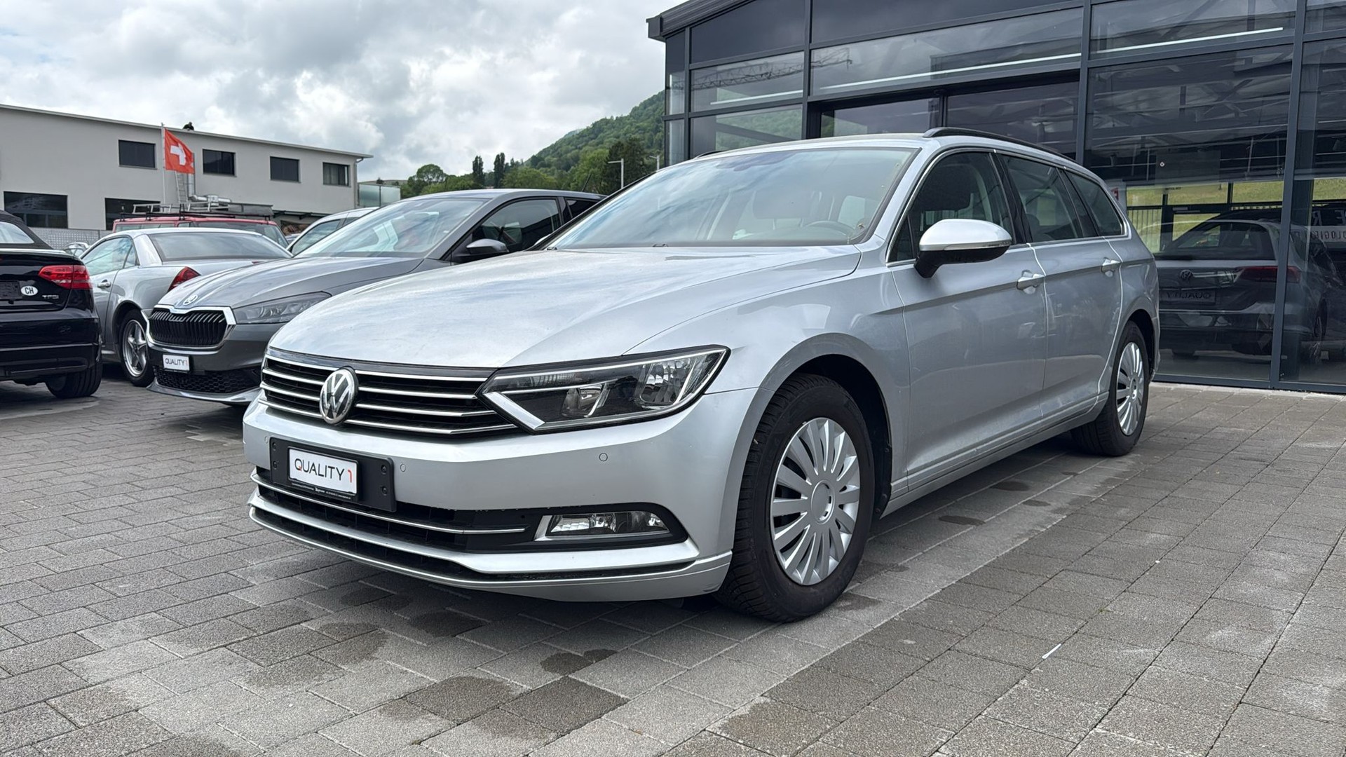 VW Passat Variant 2.0 TDI BMT Comfortline DSG-image-4