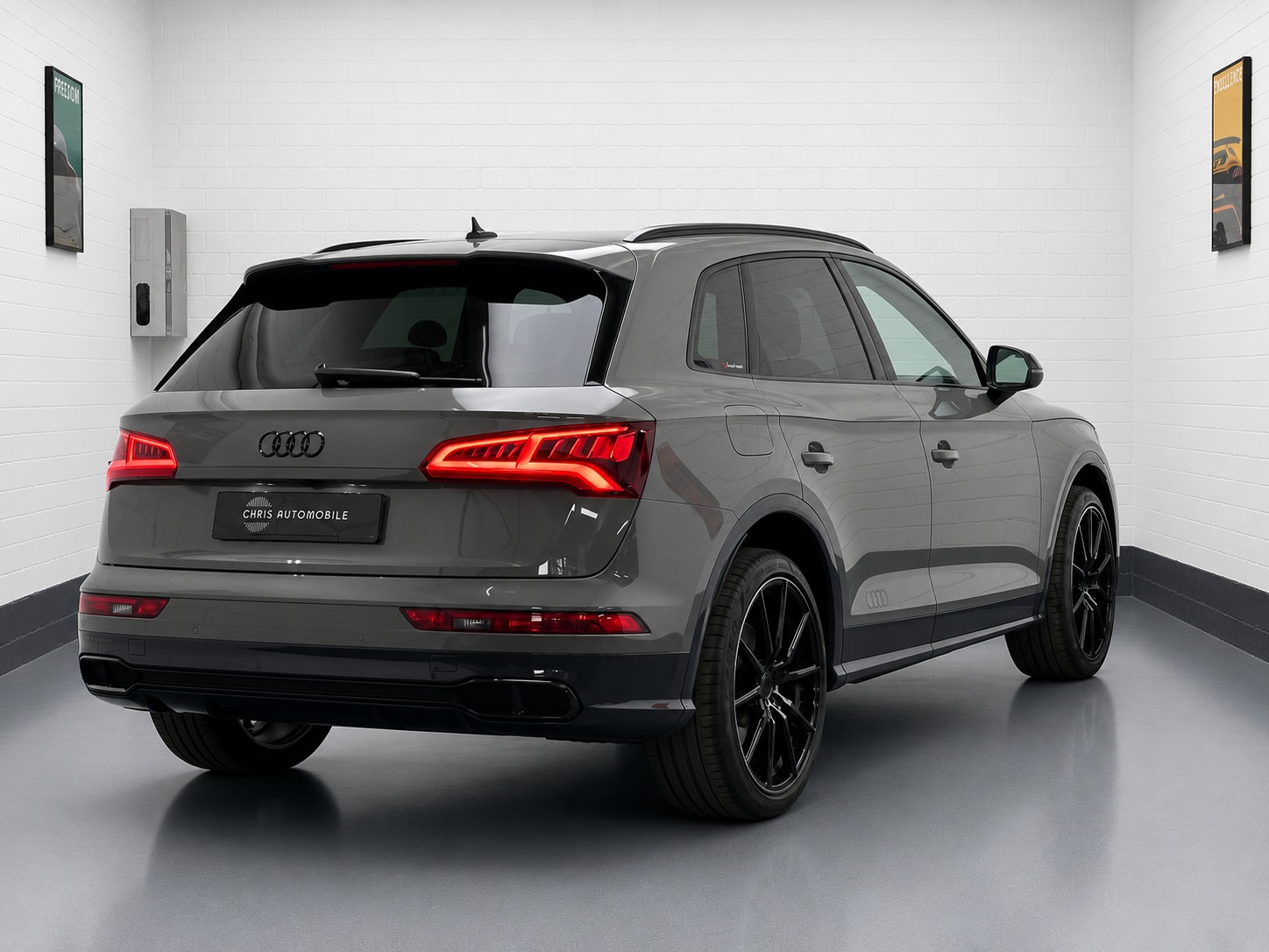 AUDI SQ5 3.0 TFSI quattro S-tronic-showroom-element-3
