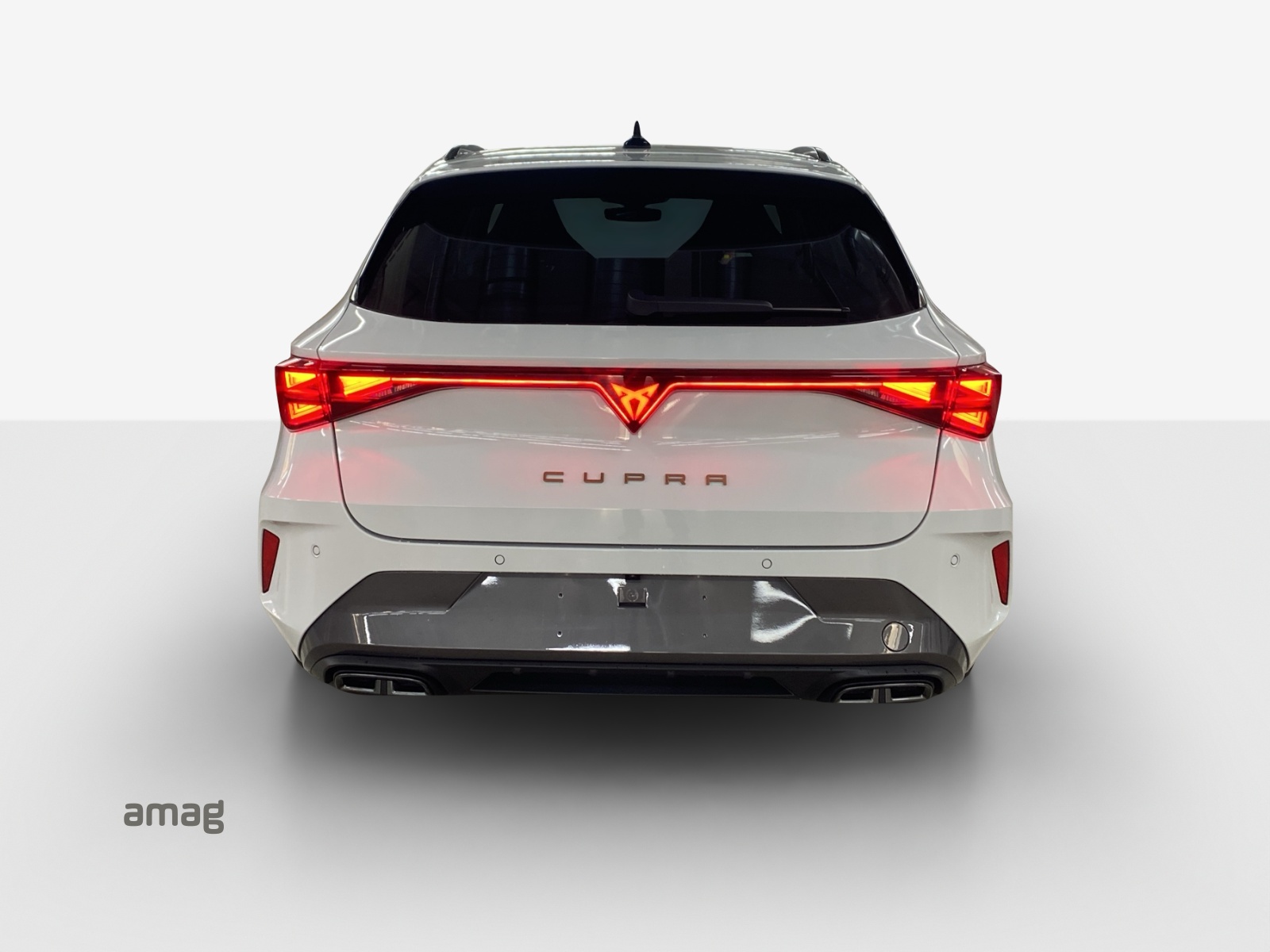 CUPRA LEON ST 2.0 TSI DSG 4Drive-showroom-element-3