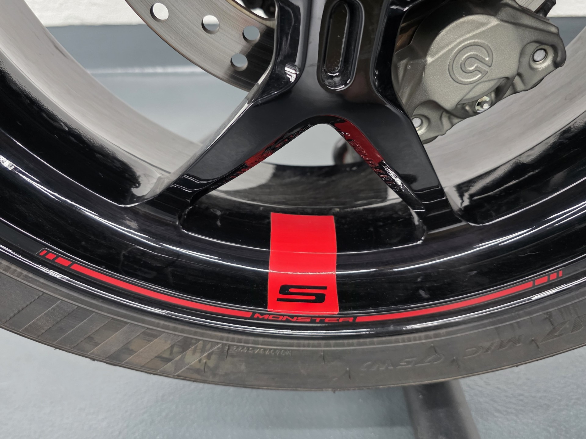 DUCATI Monster 1200 S-image-7