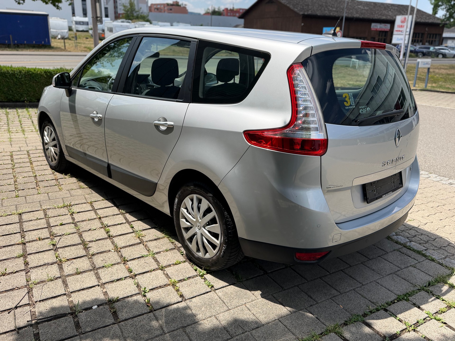 RENAULT Grand Scénic 1.2 16V Turbo Bose Edition-image-6
