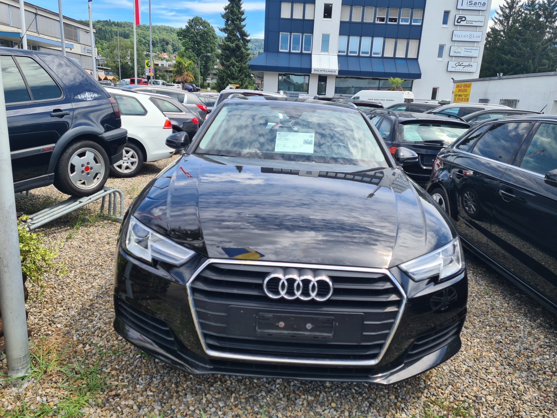 AUDI A4 Avant 2.0 TDI-showroom-element-1