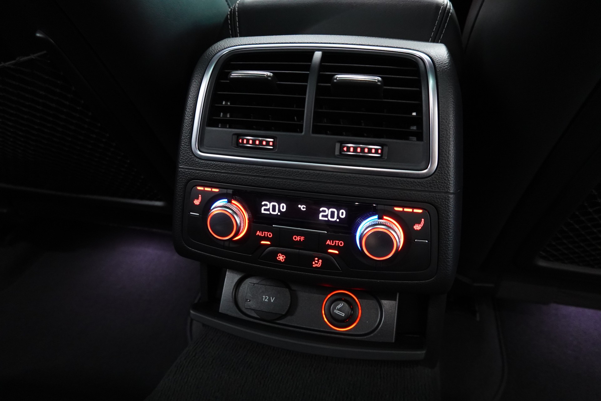 AUDI RS6 AVANT 4.0 TFSI V8 QUATTRO TIPTRONIC FULL ON TOP WOHLFÜHL OASE-image-40