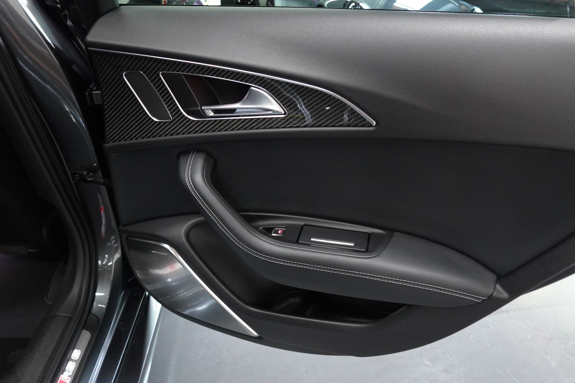 AUDI RS6 AVANT 4.0 TFSI V8 QUATTRO TIPTRONIC FULL ON TOP WOHLFÜHL OASE-image-41