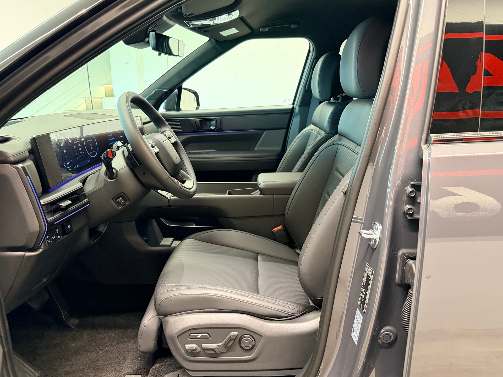 HYUNDAI Santa Fe 1.6 T-GDi PHEV Calligraphy 4WD Automatic-image-15