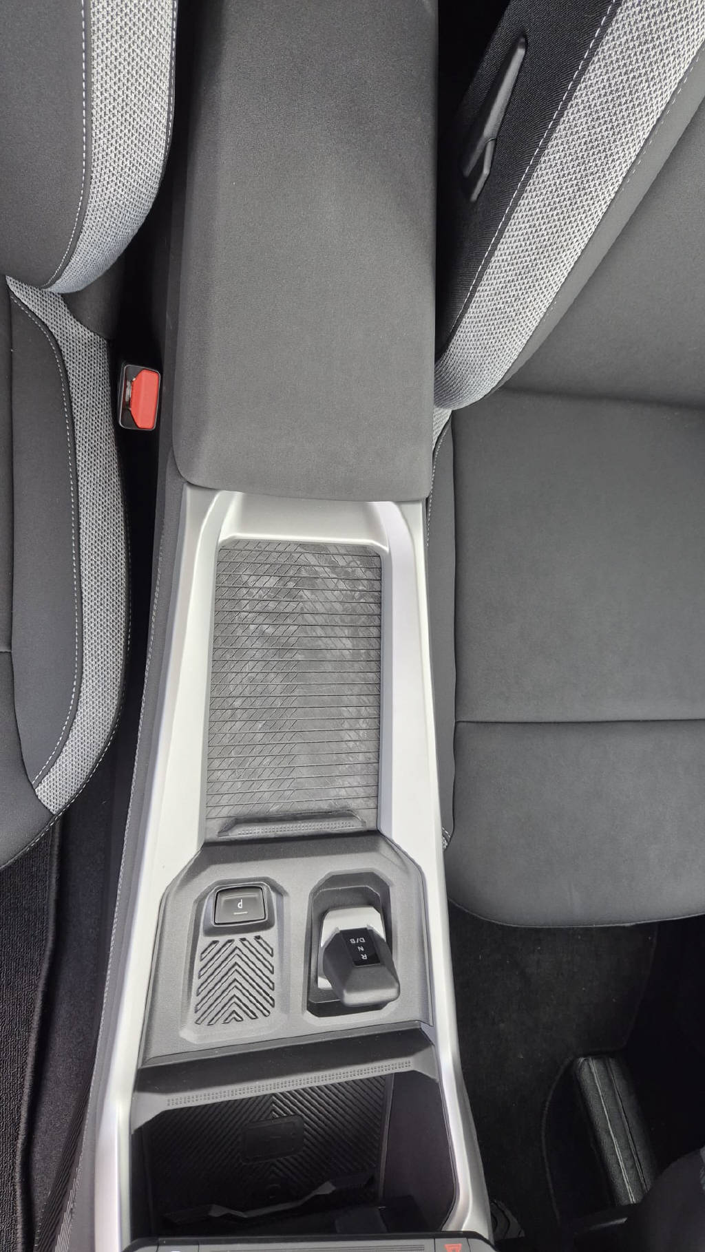 DACIA BIGSTER journey hybrid 155-image-22