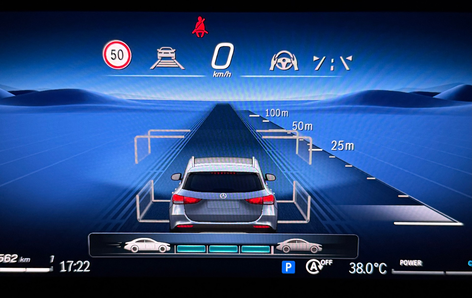 MERCEDES-BENZ GLA 200 AMG Line Night Star 7G-DCT-image-9