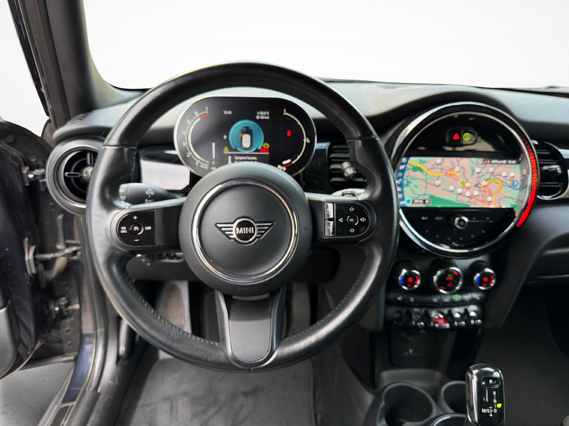 MINI F55 1.5i Cooper-image-13