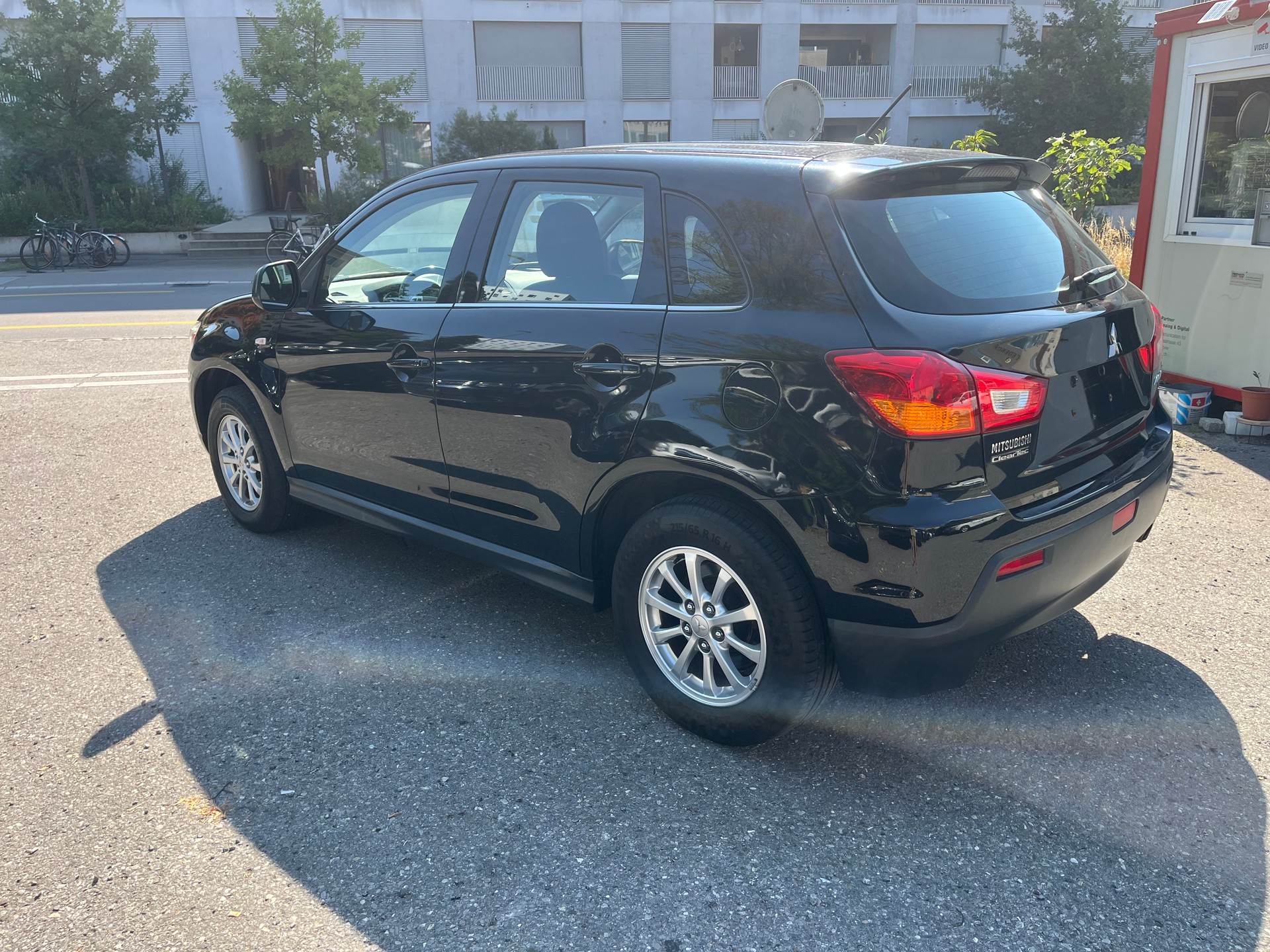 MITSUBISHI ASX 1.8 DID Intense 4WD-image-2