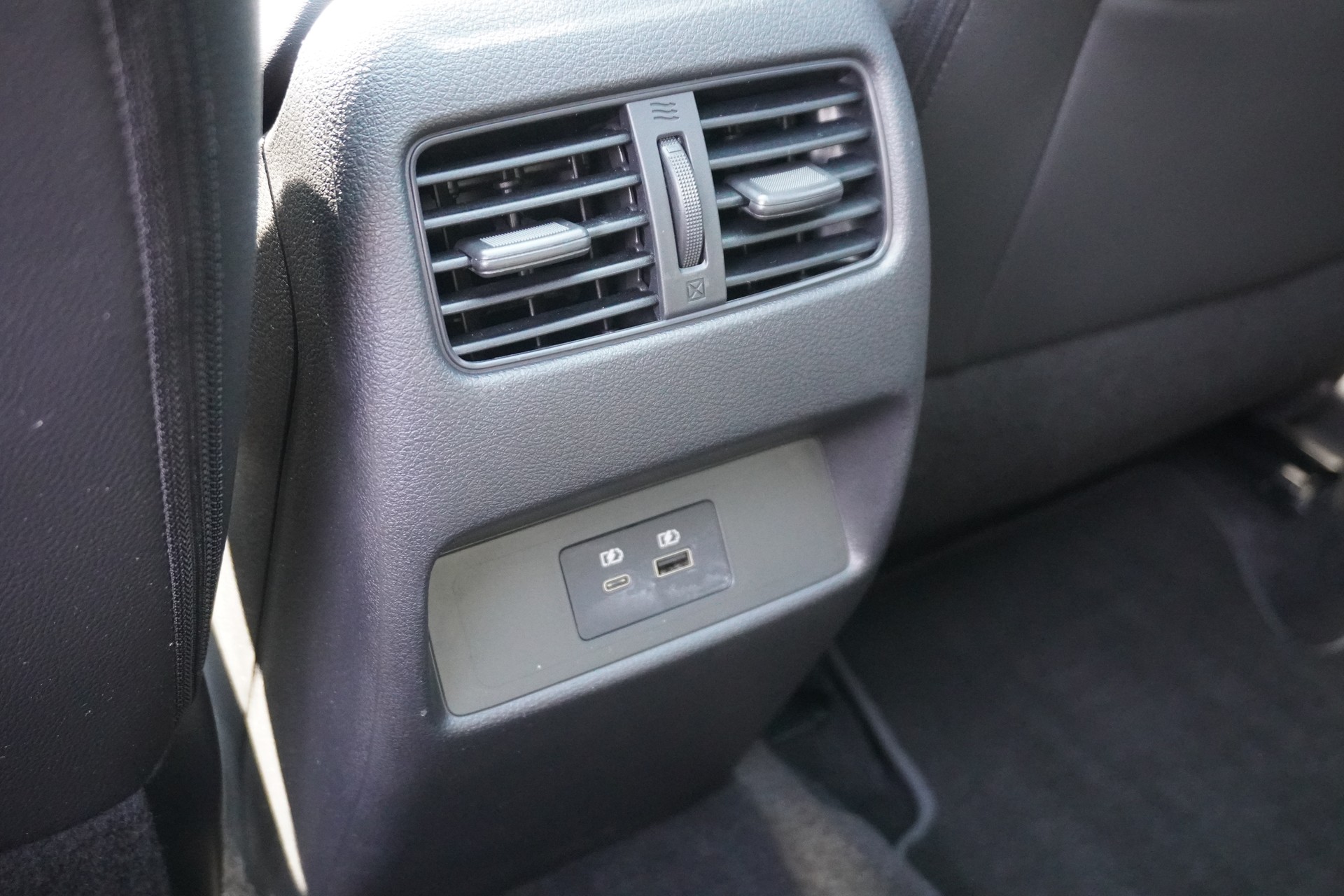 NISSAN Qashqai 1.5 VC-T e-Power Tekna+-image-14
