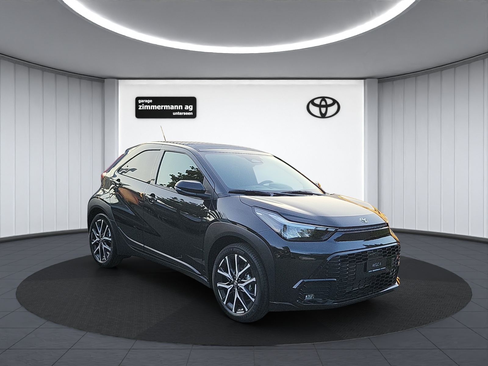 TOYOTA Aygo X 1.5 VVT-i HSD GR Sport-showroom-element-2