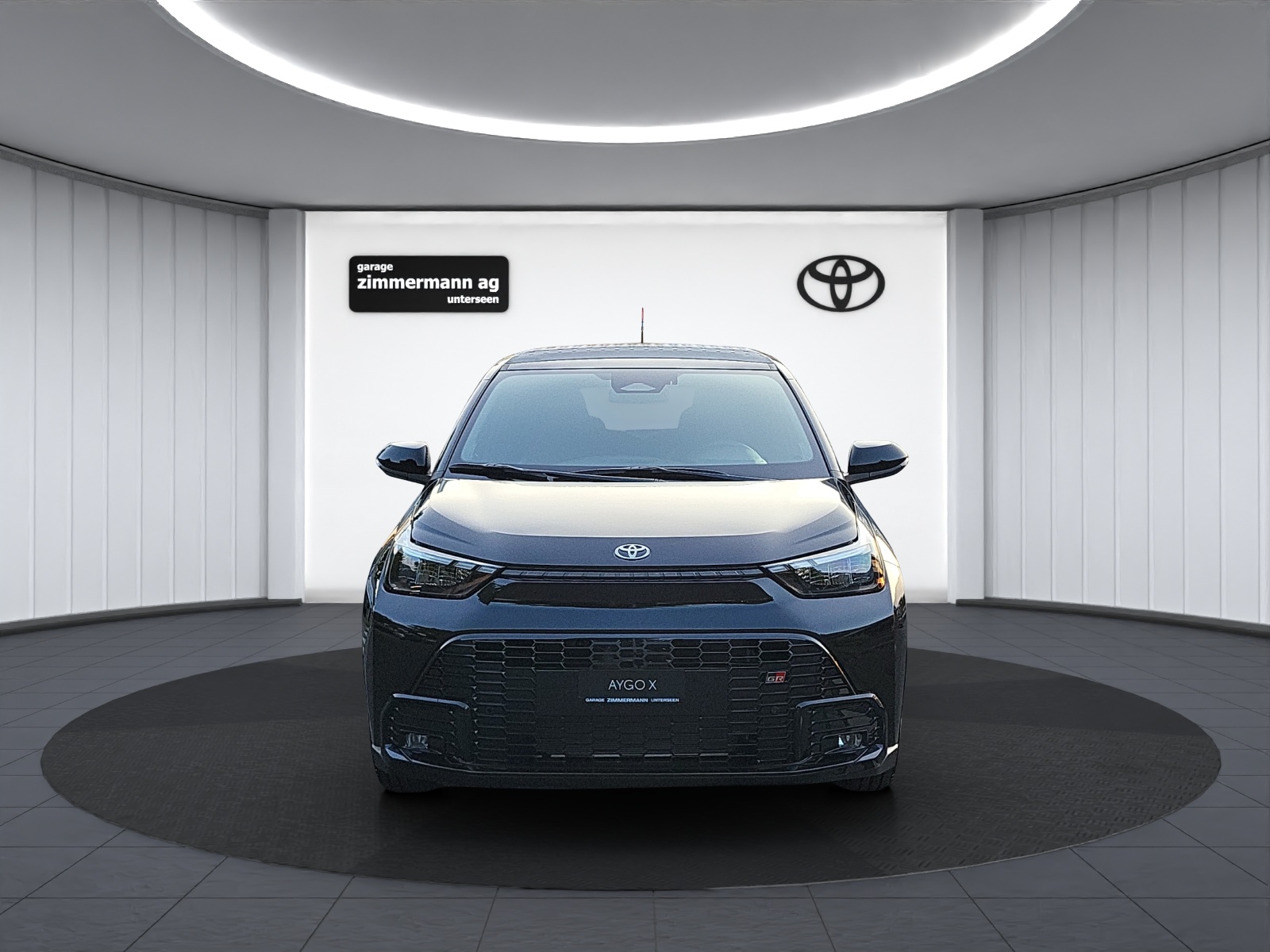 TOYOTA Aygo X 1.5 VVT-i HSD GR Sport-showroom-element-1