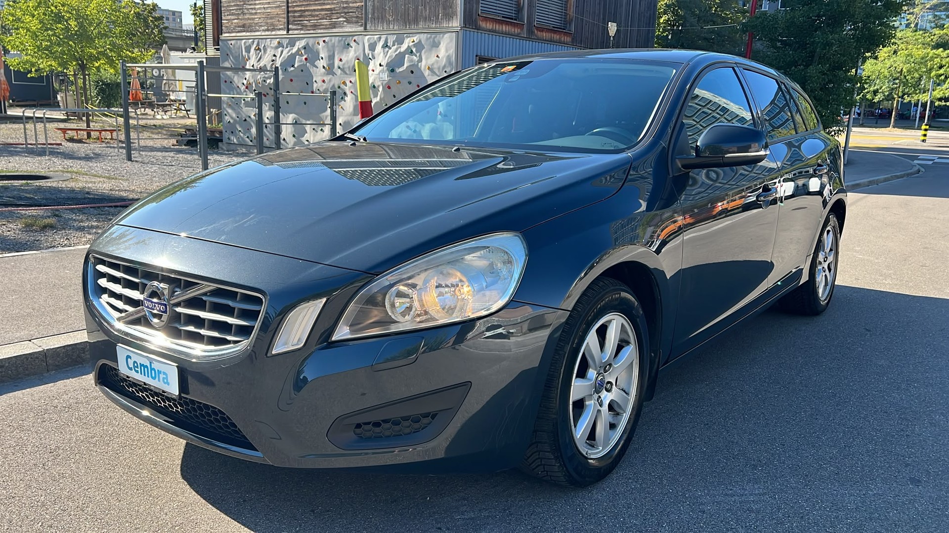 VOLVO V60 D3 Momentum Geartronic