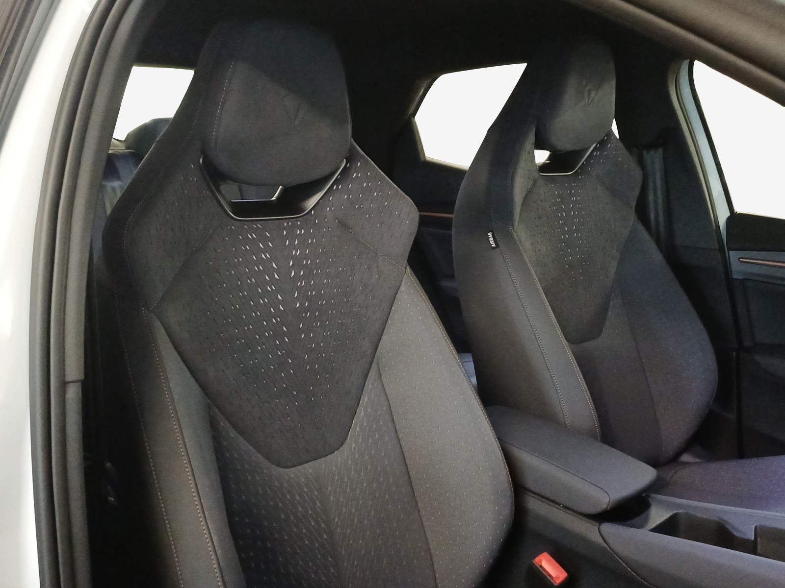 CUPRA Raval 52 kWh Endurance Prime Edition-image-14