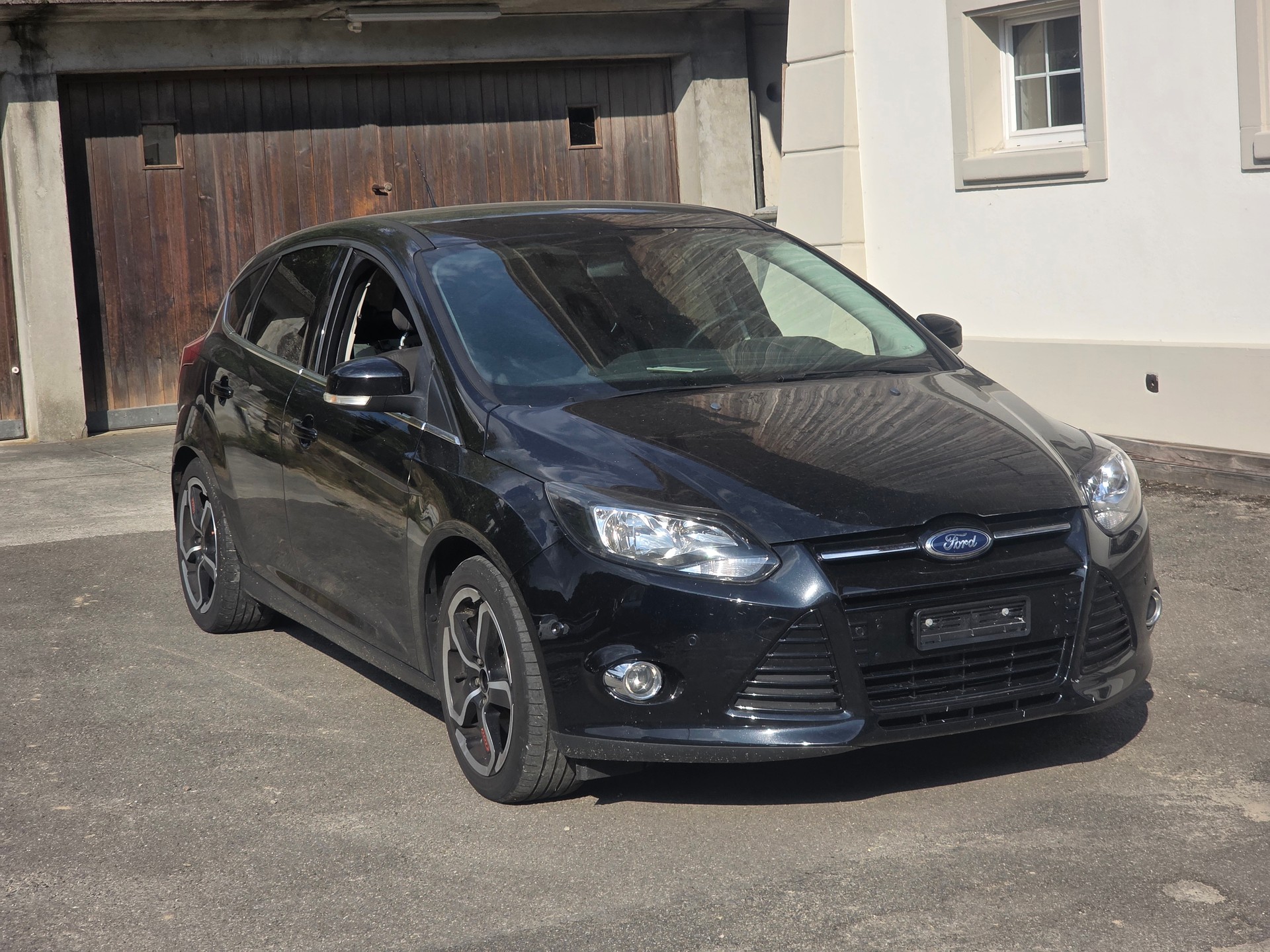 FORD Focus 1.6 SCTi Trend-image-1
