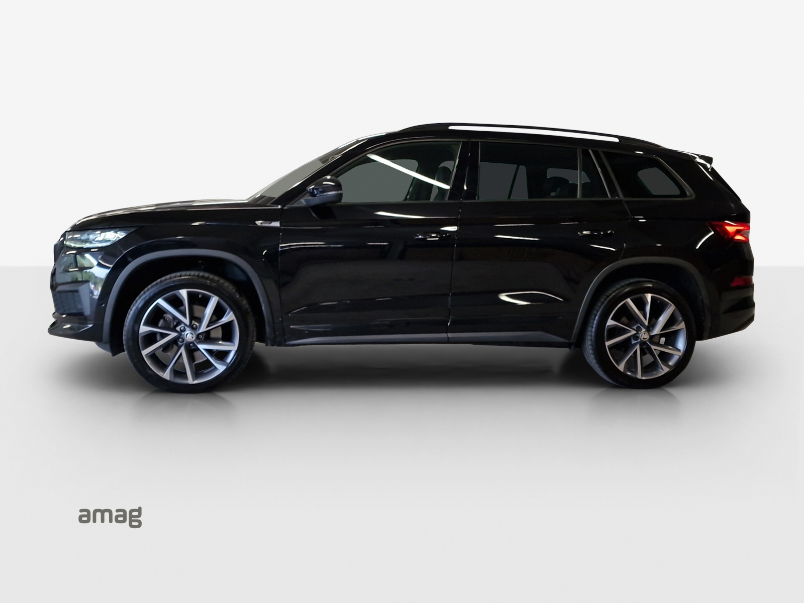 SKODA Kodiaq 2.0 TSI 4x4 SportLine-showroom-element-1