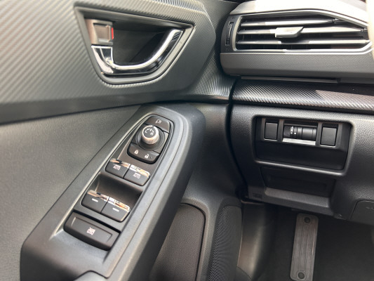 SUBARU Crosstrek 2.0 e Swiss Plu-image-11