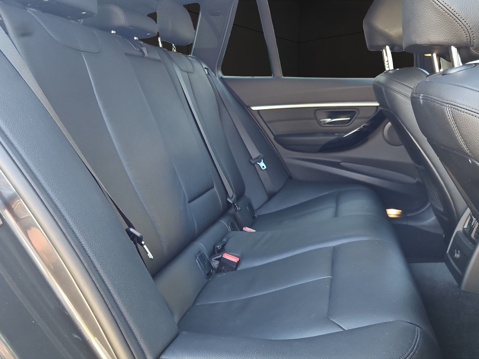BMW 340i xDrive Touring Steptronic-image-20