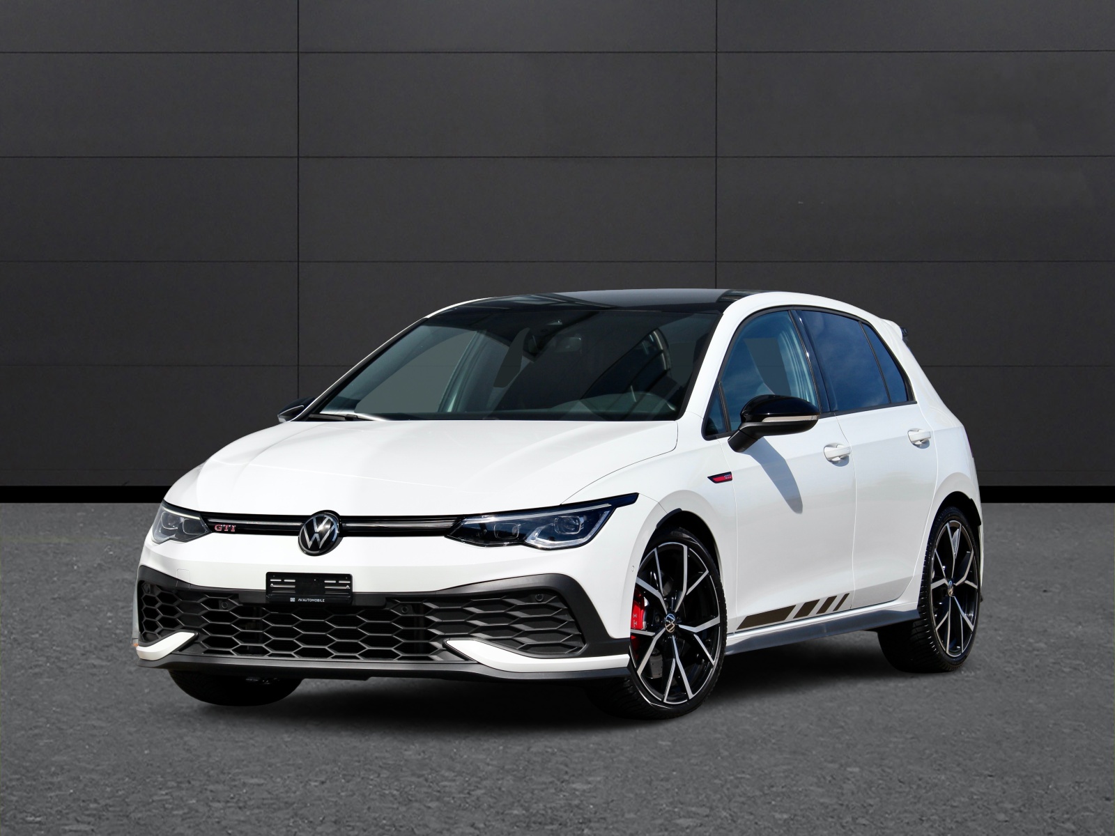 VW Golf 2.0 TSI GTI CLUBSPORT - EDITION DSG 300PS °TOP-Ausstattung °Black & White Package ° MJ. 2024