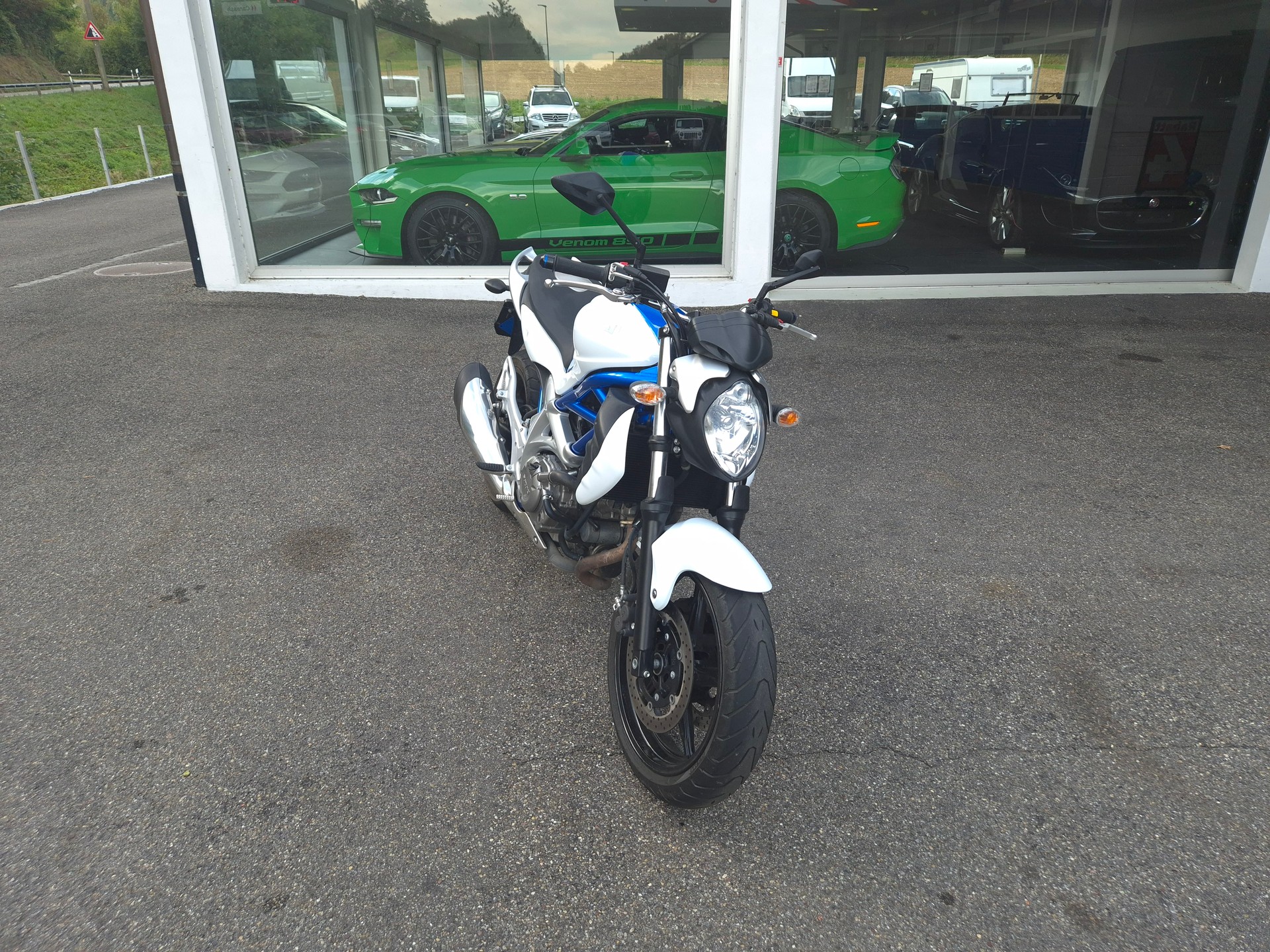 SUZUKI SFV 650 Gladius (25kW)-image-1