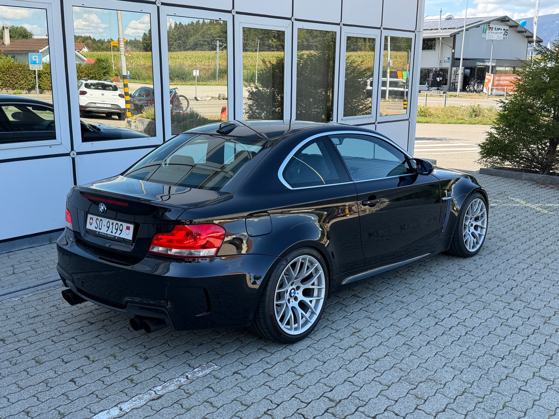 BMW 1er M Coupé 🔥 KW V3 • Akrapovič 🔥-image-2