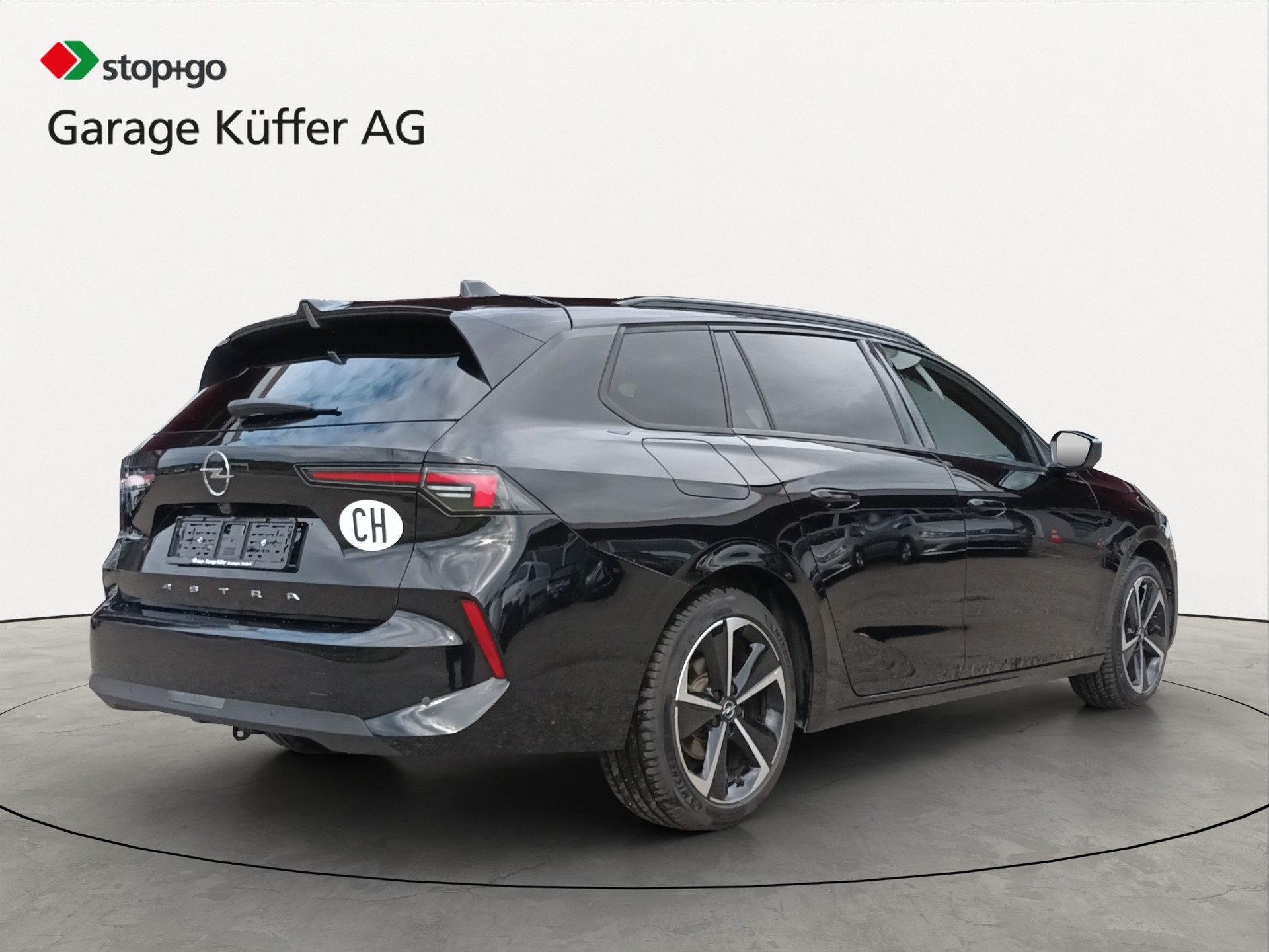 OPEL Astra Sports Tourer 1.2i Turbo Edition A-image-4