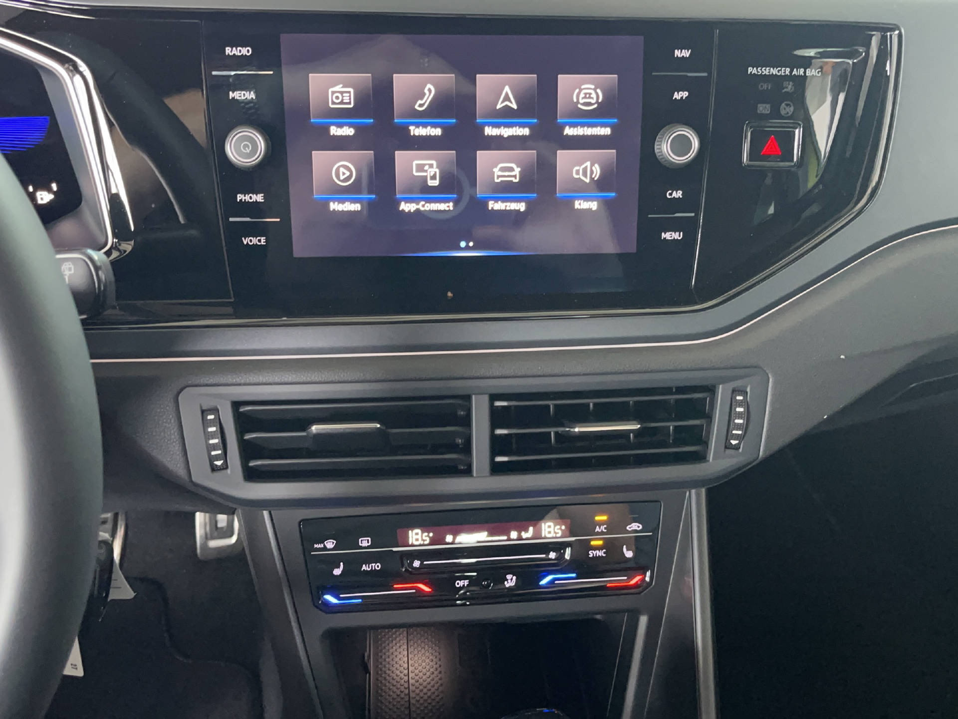 VW Taigo 1.0 TSI R-Line DSG-image-8