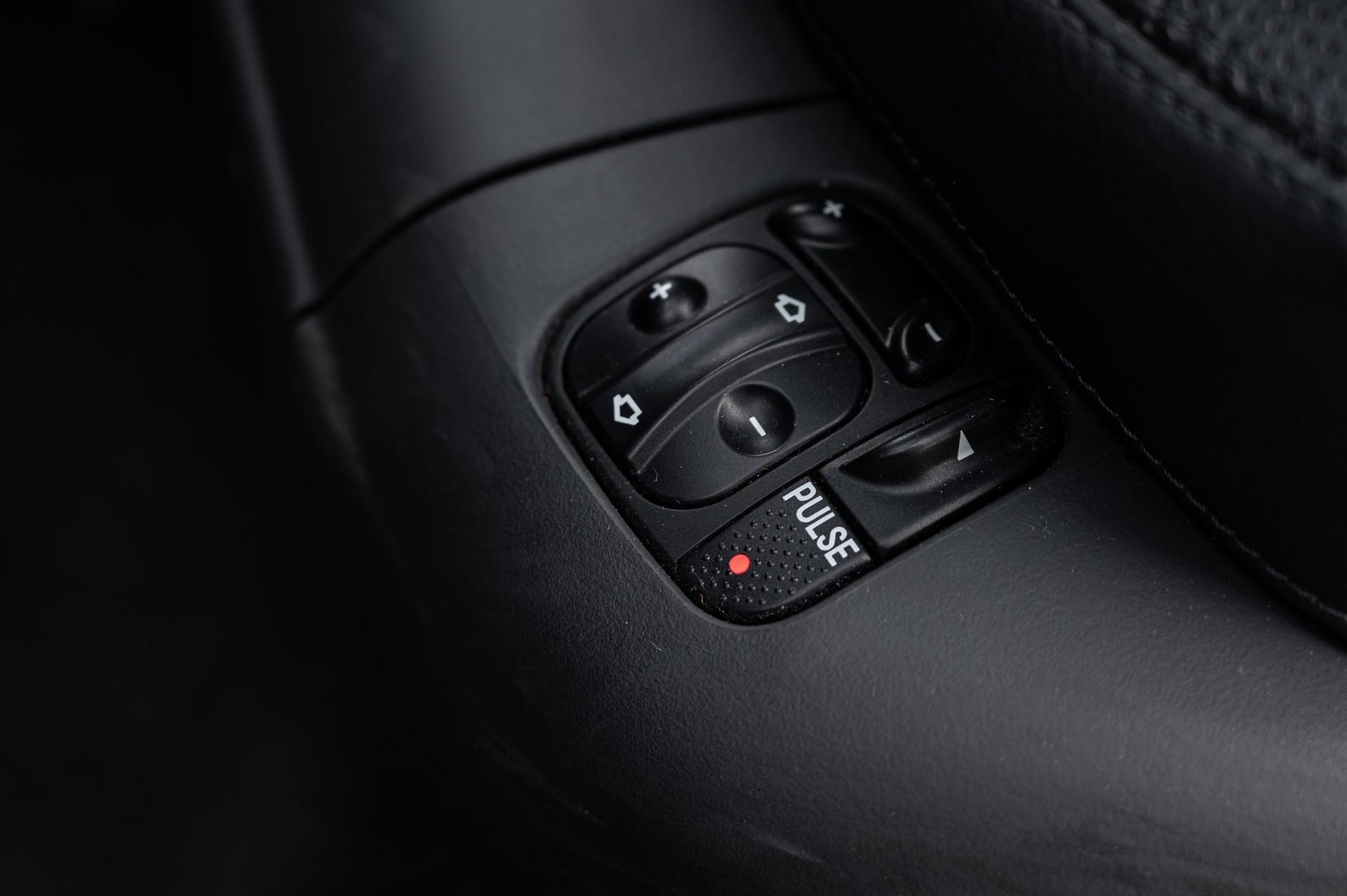 MERCEDES-BENZ CL 55 AMG Automatic-image-22