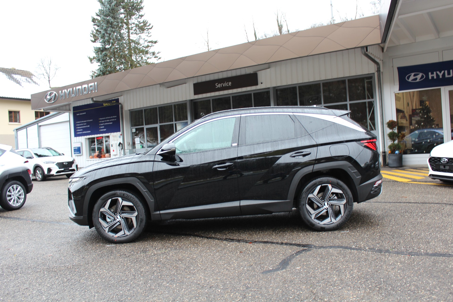 HYUNDAI Tucson 1.6 TGDI HEV Amplia 2WD-showroom-element-1
